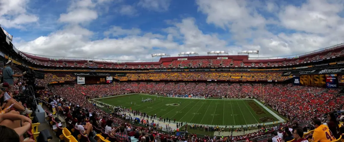 La AGA espera que los estadounidenses apuesten 35 mil millones de dólares en la NFL en 2024-25 1 Temporada de estadio