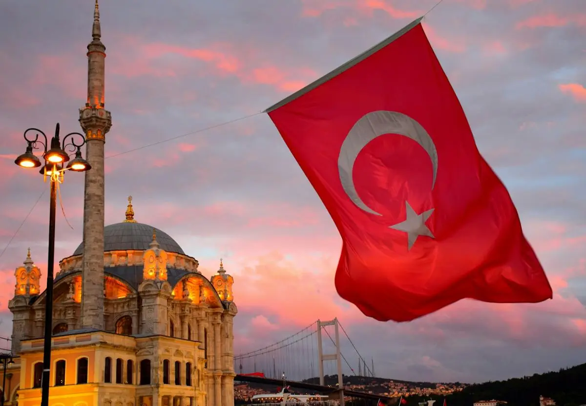 Türkiye, del transporte de 233,000 juegos de azar ilegales, juran seguir más 1 Bandera turca