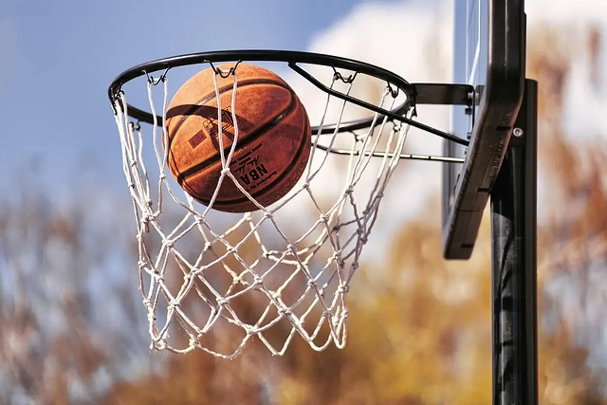 Betmgm es un casino en línea y un socio deportivo The Las Vegas Aces 1 Baloncesto en el camino