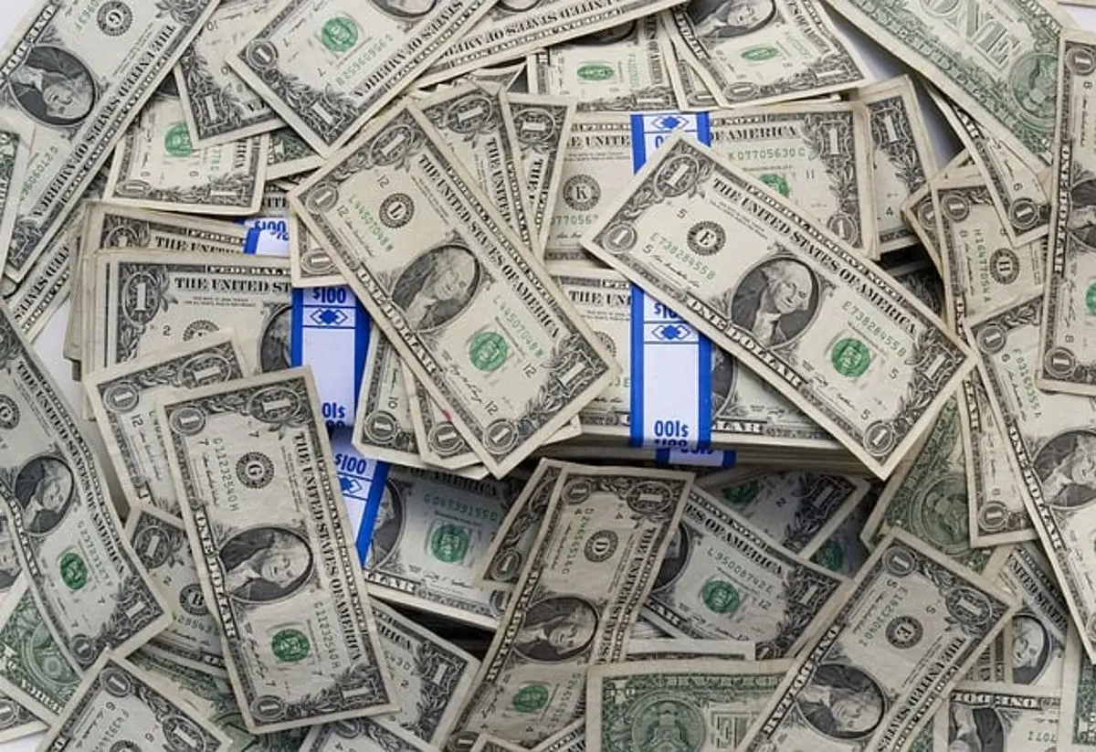Un jugador en la Lotería de Texas gana $ 1 millón. EE. UU. Desde un boleto de rascar en Florida 1 Dinero solitario en el intercambio
