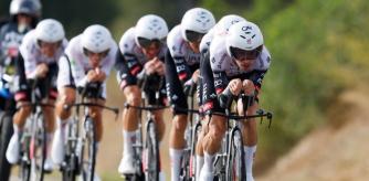 Todo en orden en el seno del Team Visma-Lease a Bike. El danés Jonas Vingegaard dejó escapar el liderato de La Vuelta en el transcurso de la cuarta etapa y este miércoles volverá a vestirse de rojo tras la crono por equipos de Figueres (Girona) a las puertas de la jornada de mañana en la estación de esquí de Pal (Andorra).