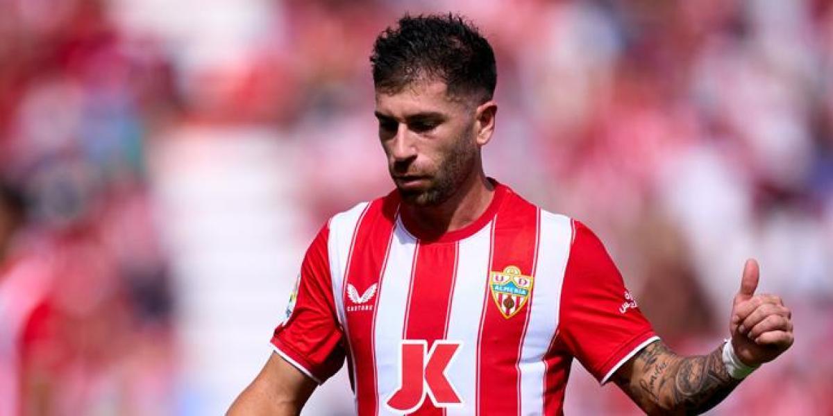 Este misil teledirigido de Adri Embarba, candidato a gol del año 1 63ac7daf3d8ff.r d.355 170 17192