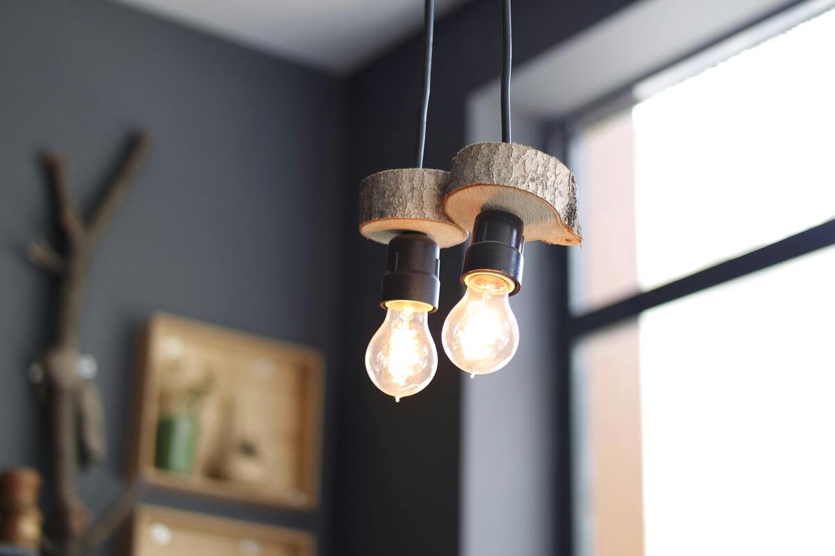 Discover the New Price of Electricity in Spain: Up to 45% Less Compared to Last Year