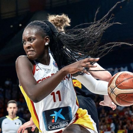 Awa Fam: La Promesa Española que Puede Hacer Historia en la WNBA con Solo 19 Años