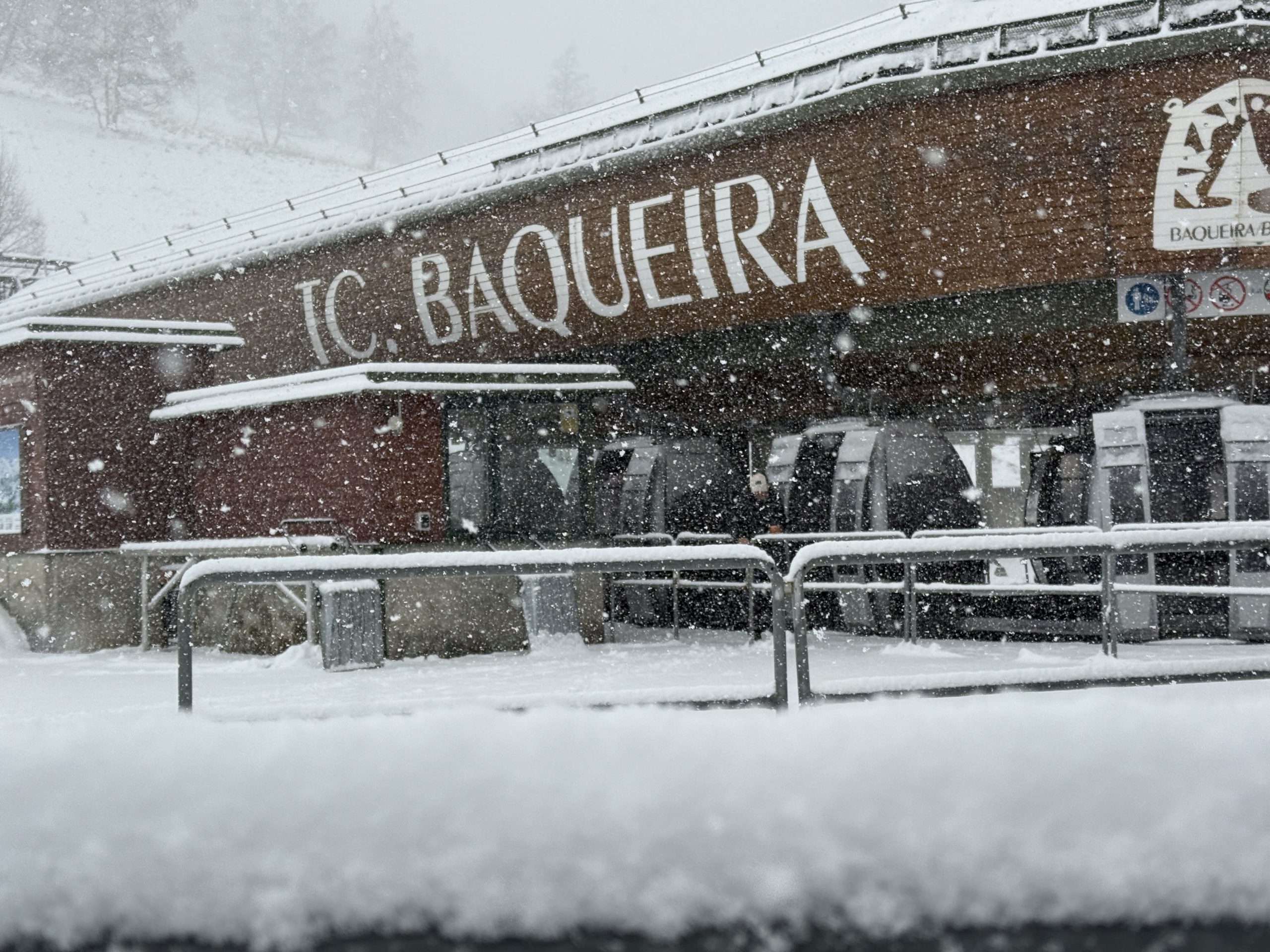 ¡La Temporada de Esquí Comienza! Nieve, Aperturas y Expectativas en Baqueira Beret 1 692839aa8c5a2 scaled
