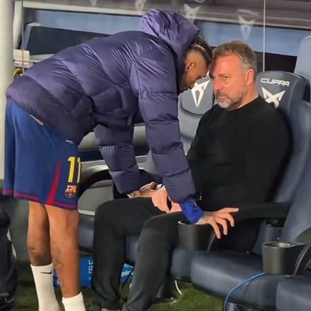 La Decepción de Hansi Flick: 5 Claves Tras su Impactante Momento en el Banquillo del Barcelona
