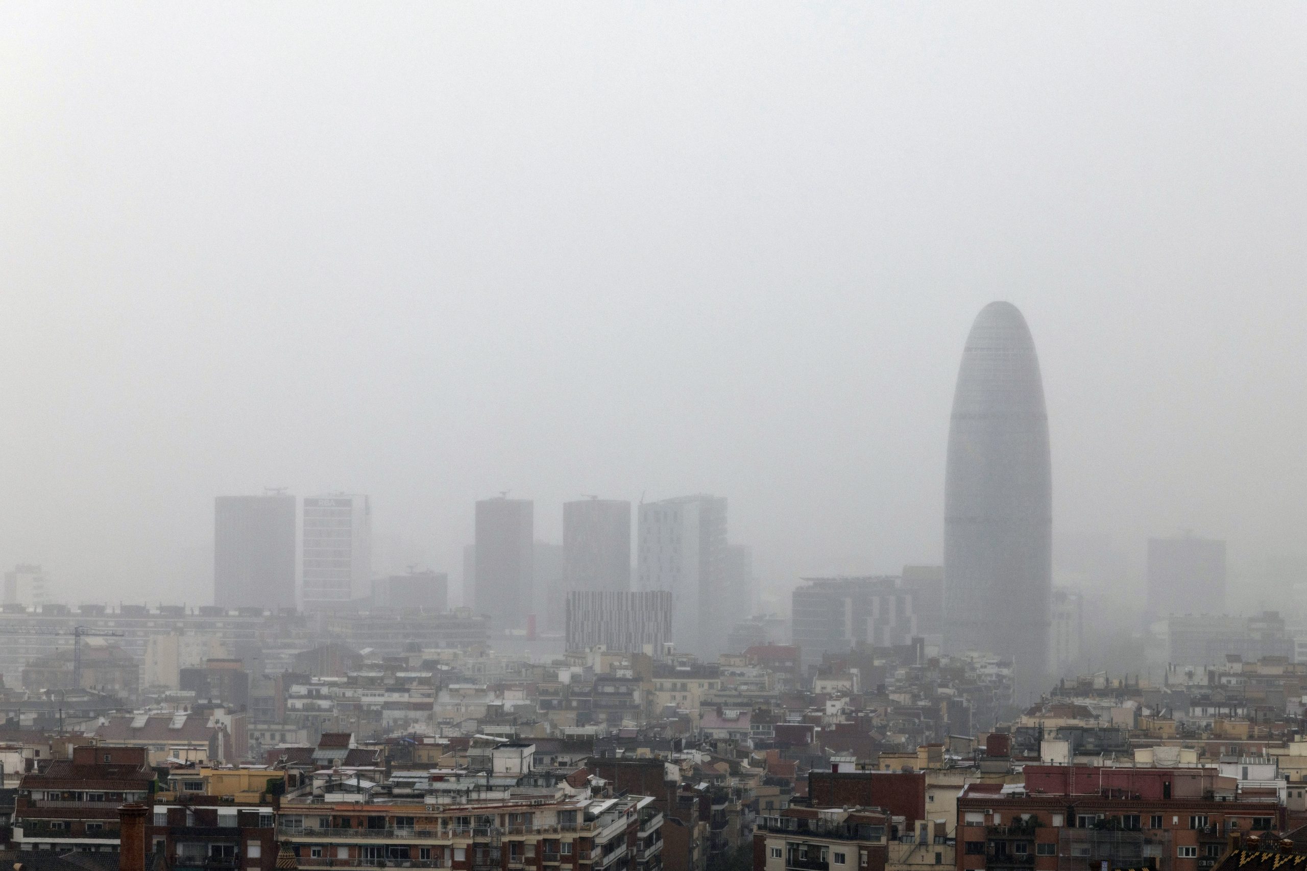 Aviso Meteocat: 6 áreas en alerta por lluvias en Catalunya a las puertas del invierno