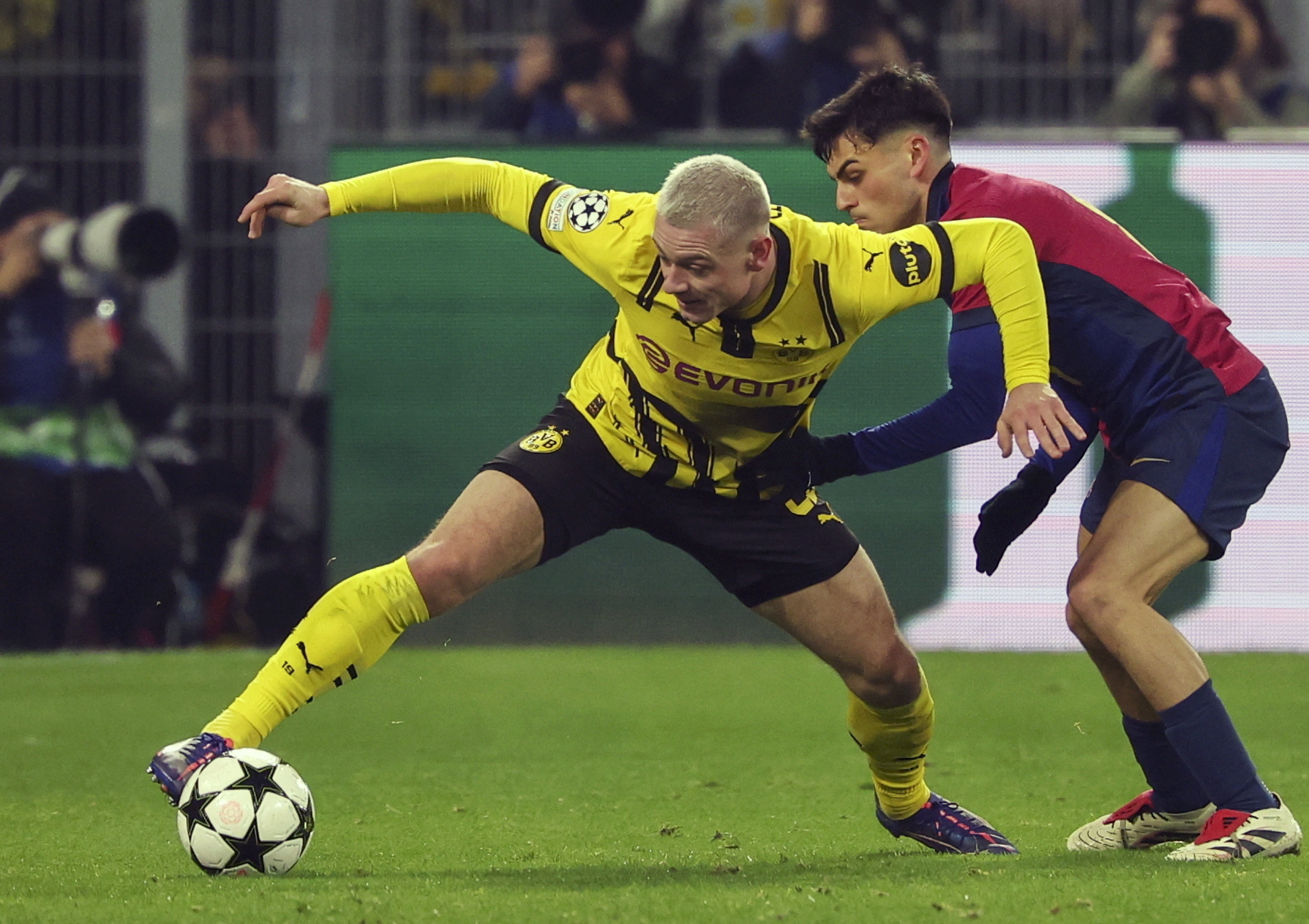 FC Barcelona Reinvents itself: 5 Reasons to Look at Julian Ryerson as Right Back