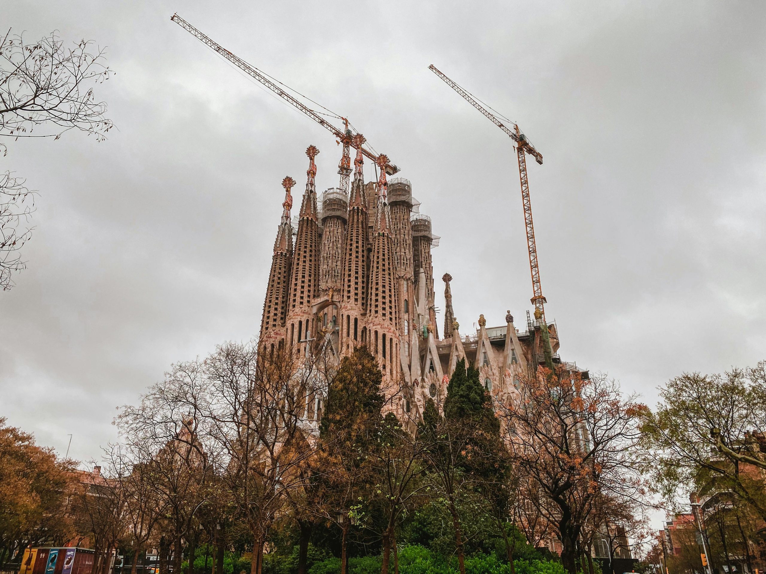 El Frío y la Lluvia se Instalan en Barcelona: 5 Claves para Entender la Nueva Tendencia Meteorológica El Frío y la Lluvia se Instalan en Barcelona: 5 Claves para Entender la Nueva Tendencia Meteorológica