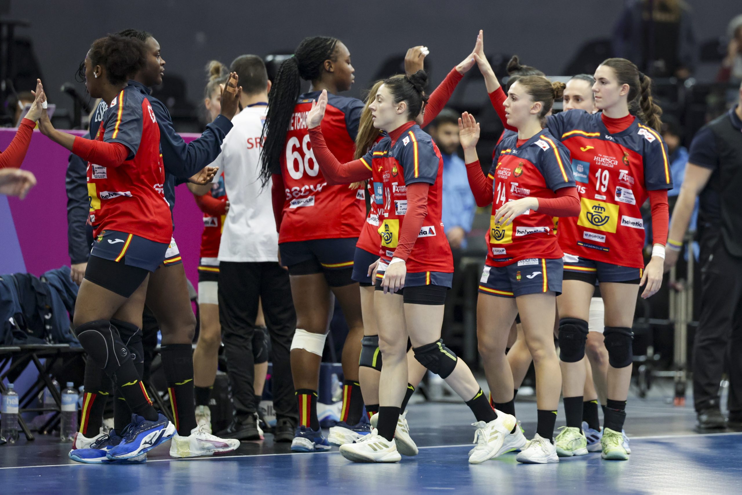 The Players of the Spanish Handball Team Face Racism on Social Networks: Why Is It Inadmissible? 1 692f16e4d1611 scaled