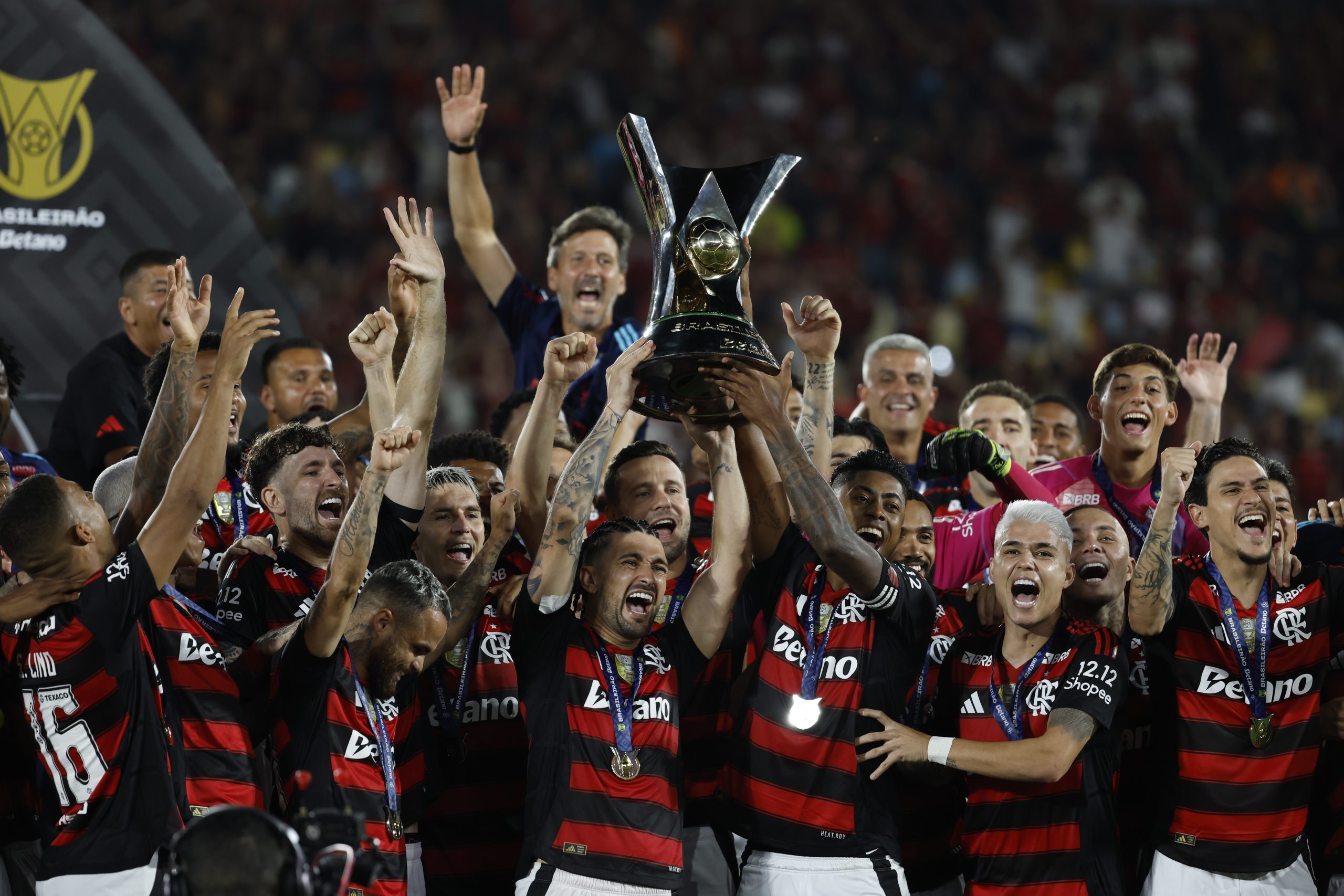 Flamengo Shines in 2025: Nine League Titles and Unprecedented Success 1 693122bb0f0c8 scaled