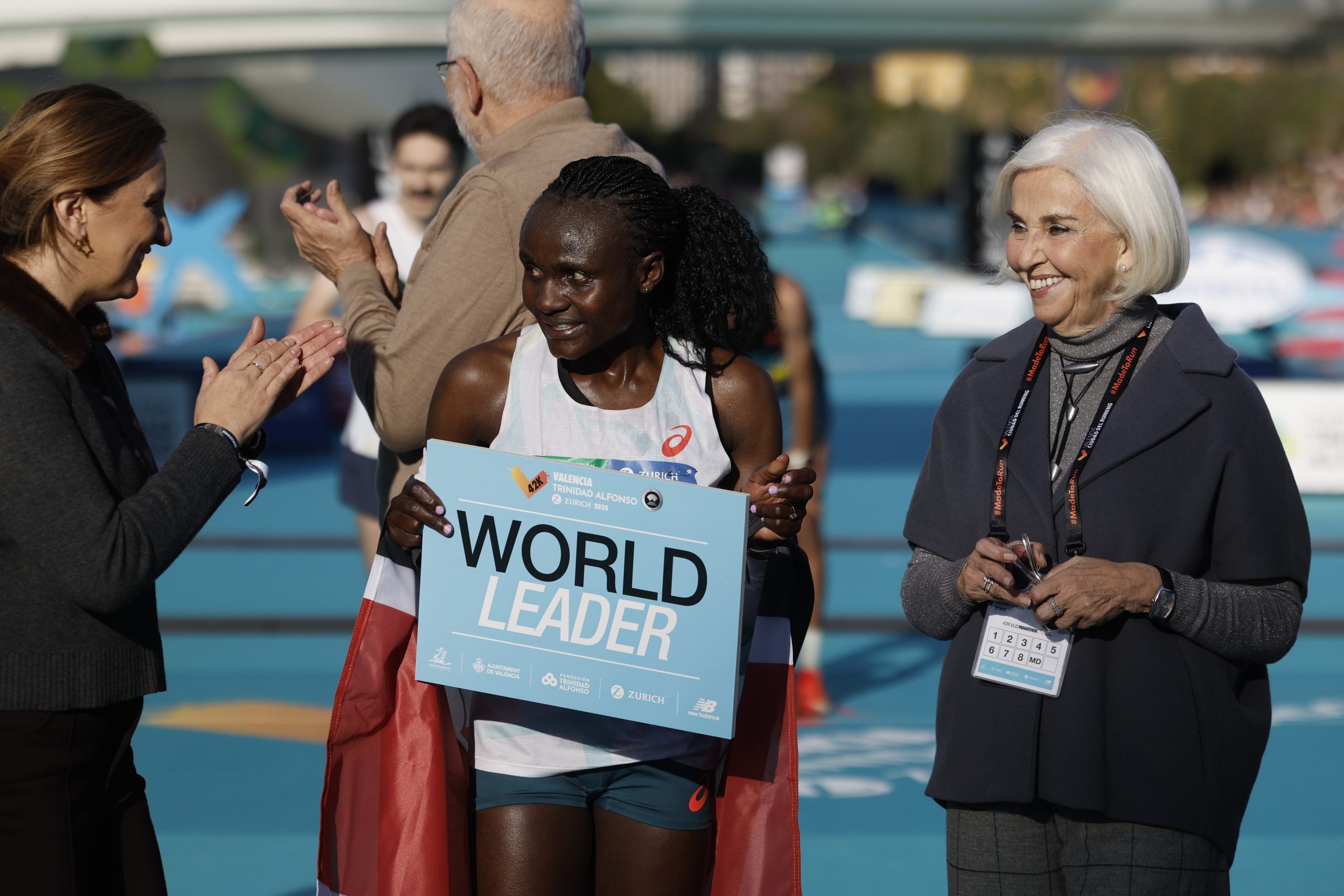 Joyciline Jepkosgei Shines in the 2025 Valencia Marathon with an Exciting Record