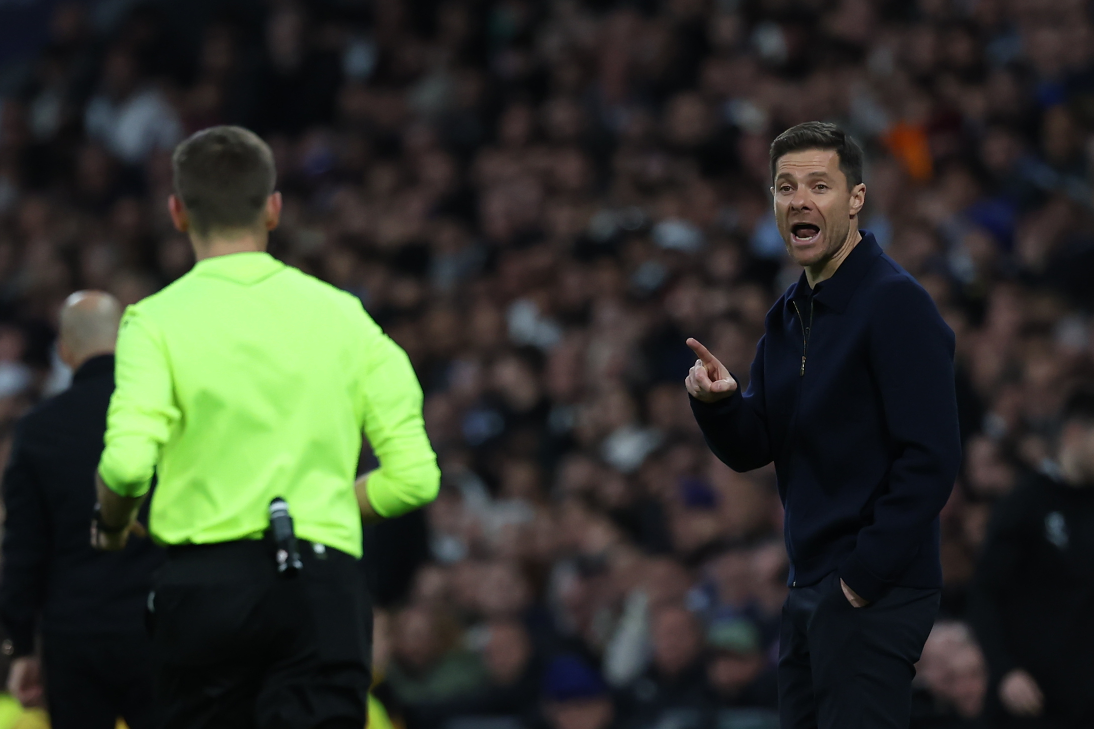 Xabi Alonso's Challenges: What Future Awaits Him After the Defeat Against Manchester City?