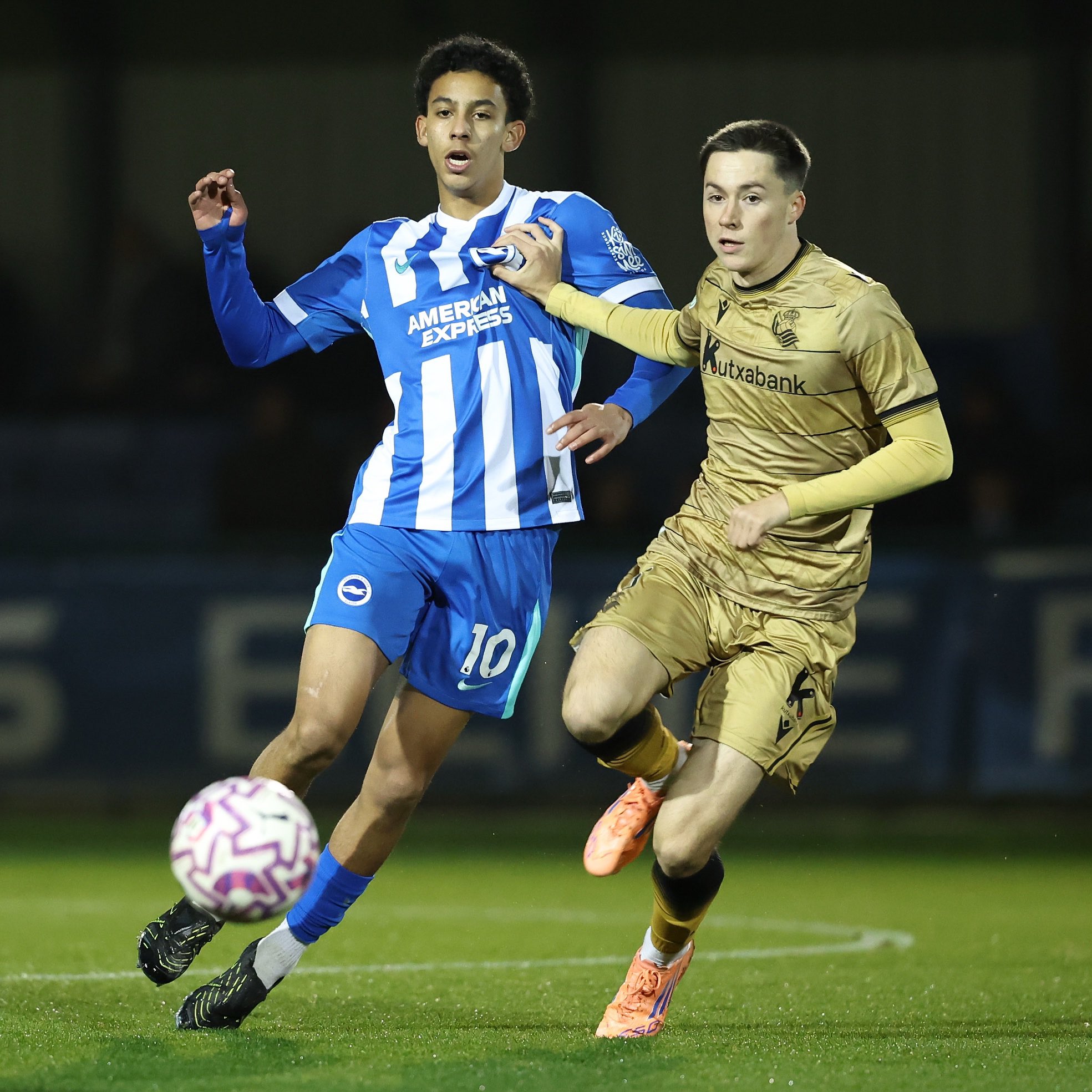 Real Sociedad Shines in the Premier League International Cup: 2-1 against Brighton and the Mastery of its Young People