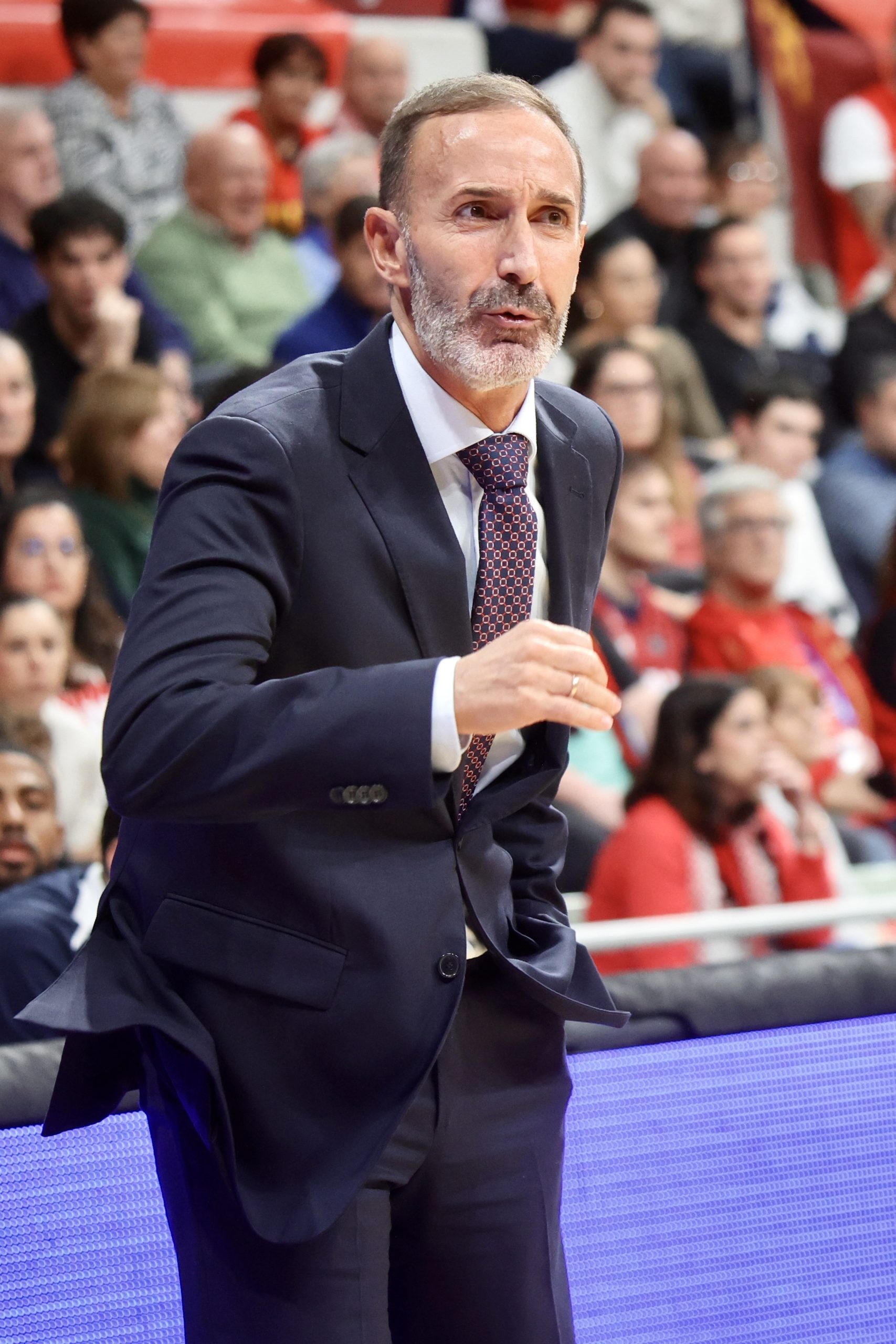 ¡Increíble Resiliencia! UCAM Murcia Resurge y Derrota a Joventut en un Encuentro Épico por 80-77 ¡Increíble Resiliencia! UCAM Murcia Resurge y Derrota a Joventut en un Encuentro Épico por 80-77