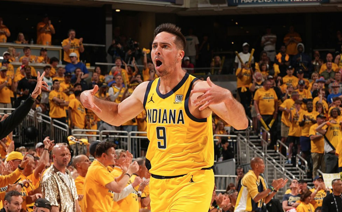McConnell: The Inspiring Story of a Point Guard Who Faced All Adversities in the NBA
