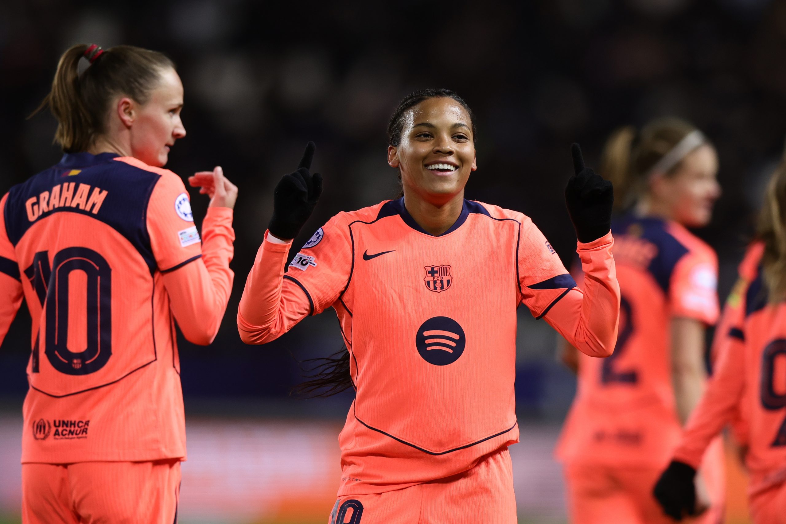 Vicky López: La Promesa del Fútbol Femenino Que Brilla en la Champions a Sus 19 Años