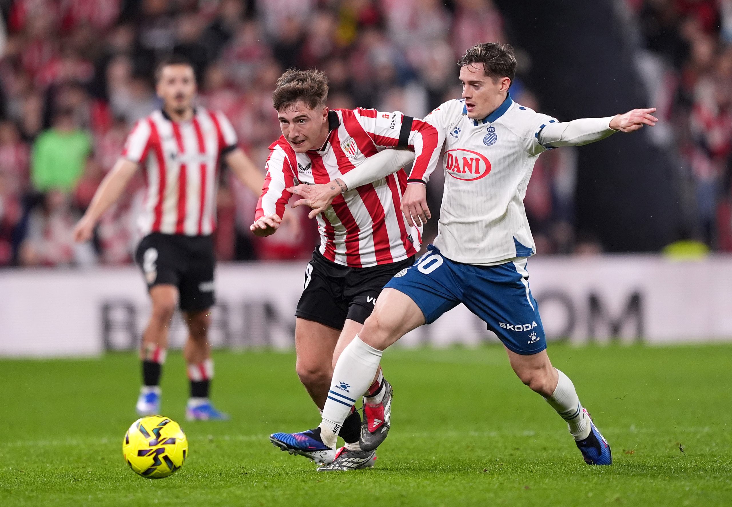 Athletic Club and Espanyol: A Match Full of Emotion that Ends 1-1