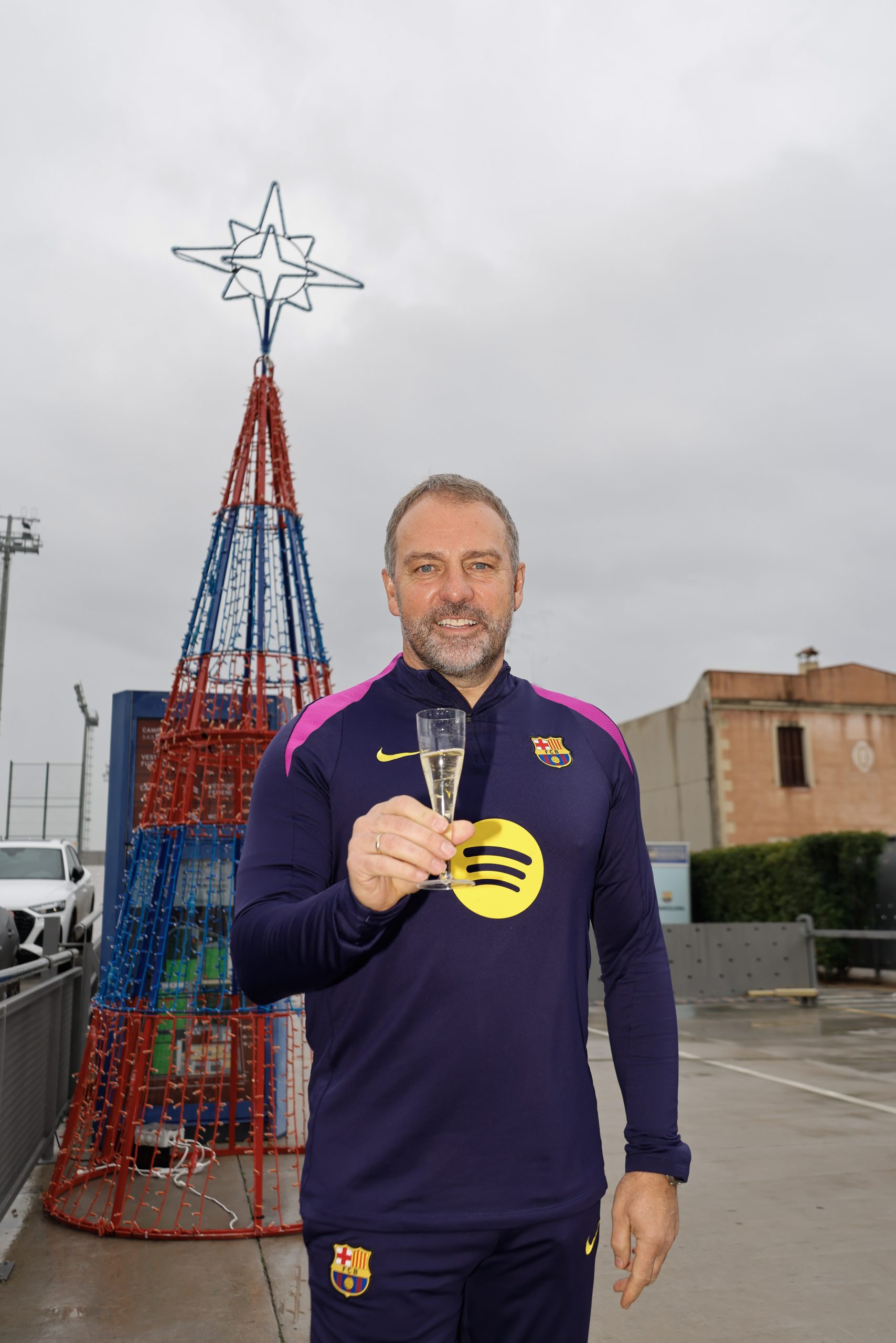 Hansi Flick's Impact on Barça: How Did He Achieve a Rating of 9 in Less Than Two Years?