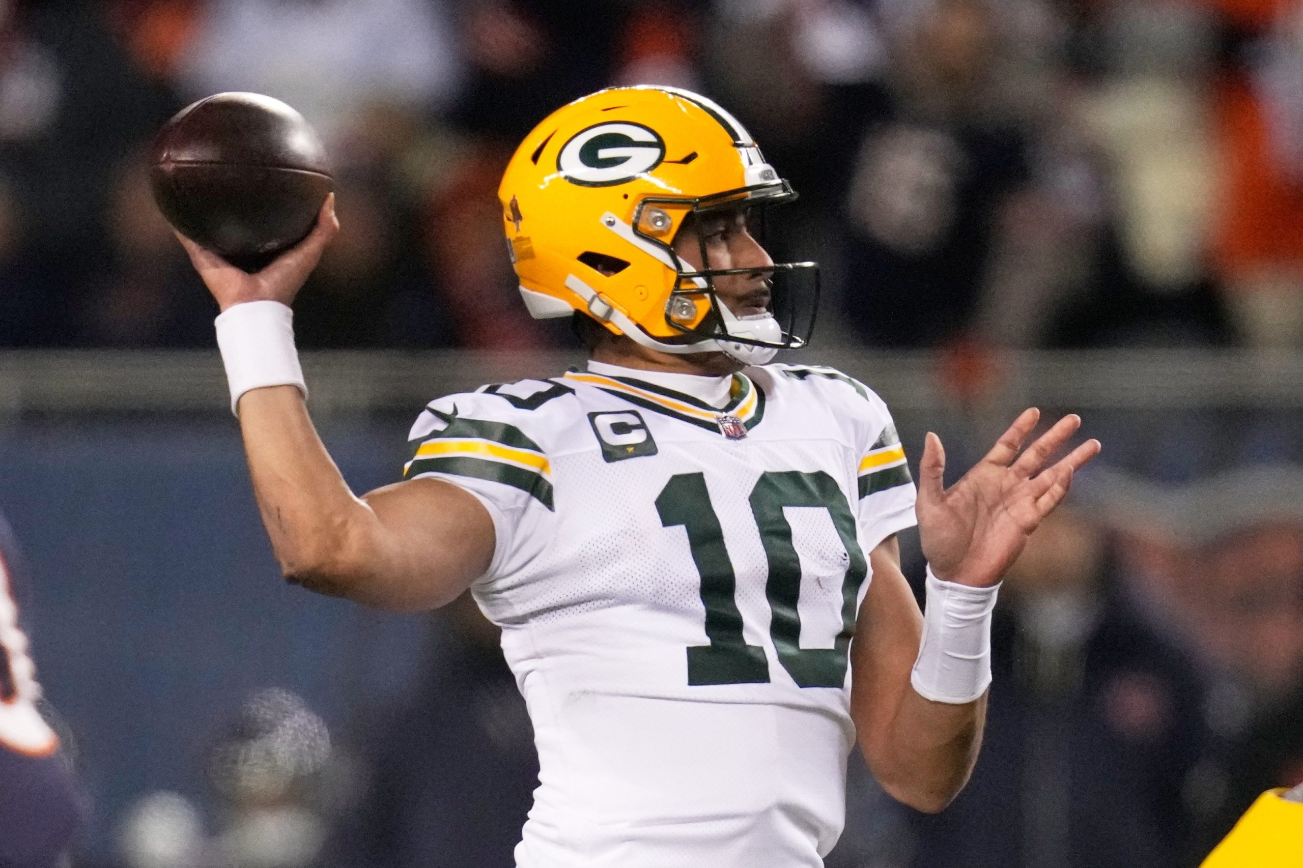 NFL Star Injuries: Jordan Love, TJ Watt and Maxx Crosby Won't Play in Week 17