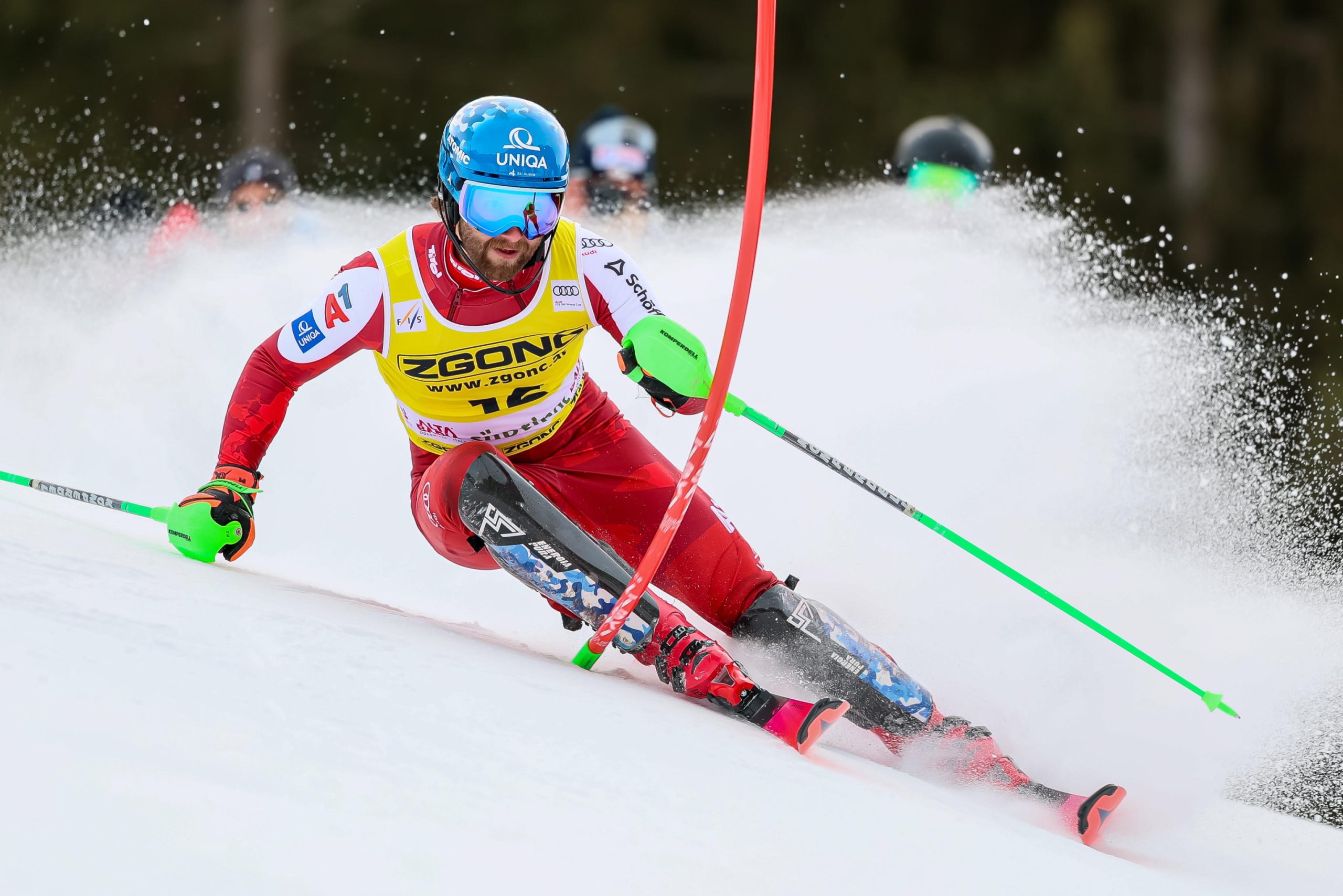 Marco Schwarz surprises the ski world: Unexpected triumph in Livigno that shakes the World Cup Marco Schwarz surprises the ski world: Unexpected triumph in Livigno that shakes the World Cup
