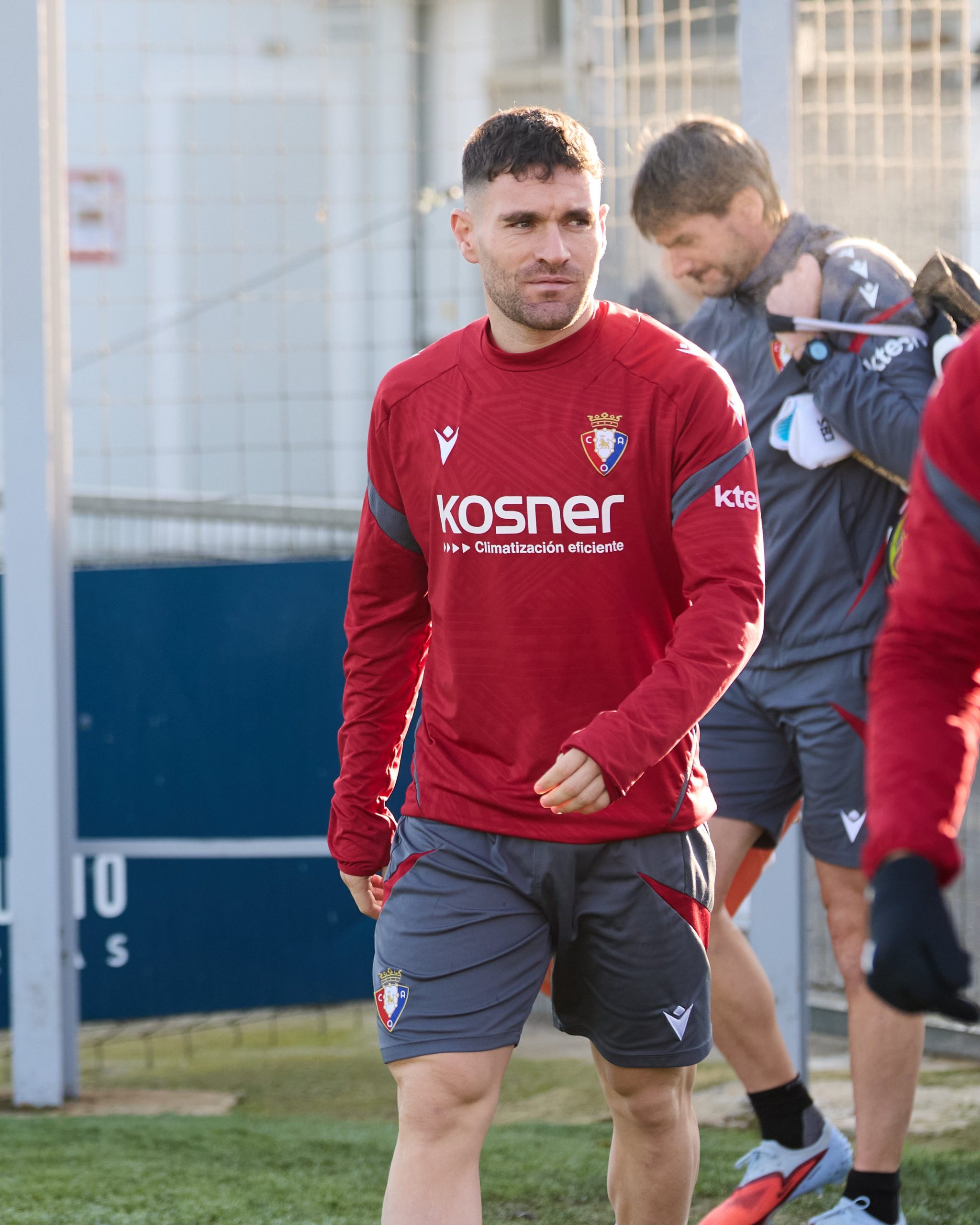 Javi Galán: Osasuna's New Hope to Face Athletic Club in a Key Derby Javi Galán: Osasuna's New Hope to Face Athletic Club in a Key Derby
