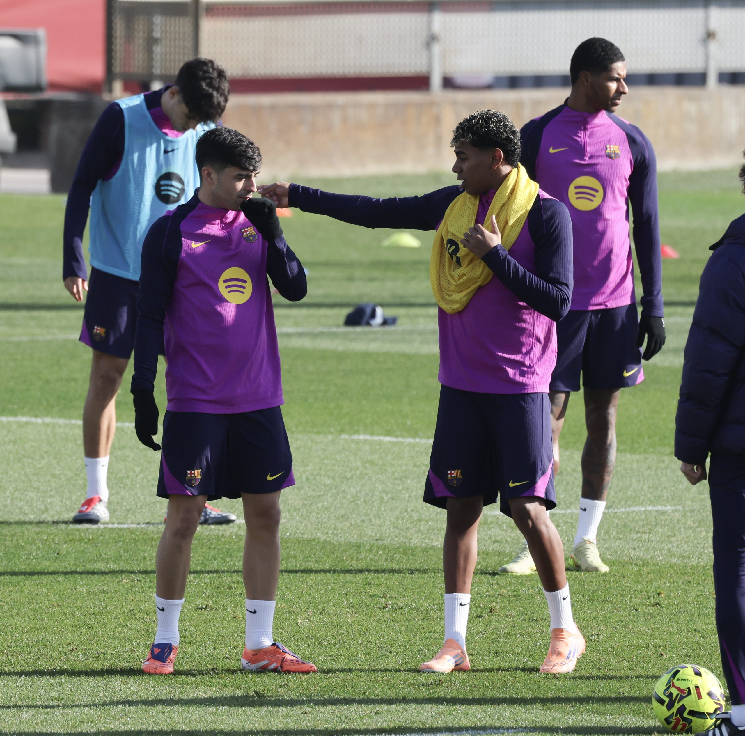 Lamine Yamal: El Joven Talento del Barça que Vale 343 Millones y Revoluciona el Mercado en 2026 Lamine Yamal: El Joven Talento del Barça que Vale 343 Millones y Revoluciona el Mercado en 2026