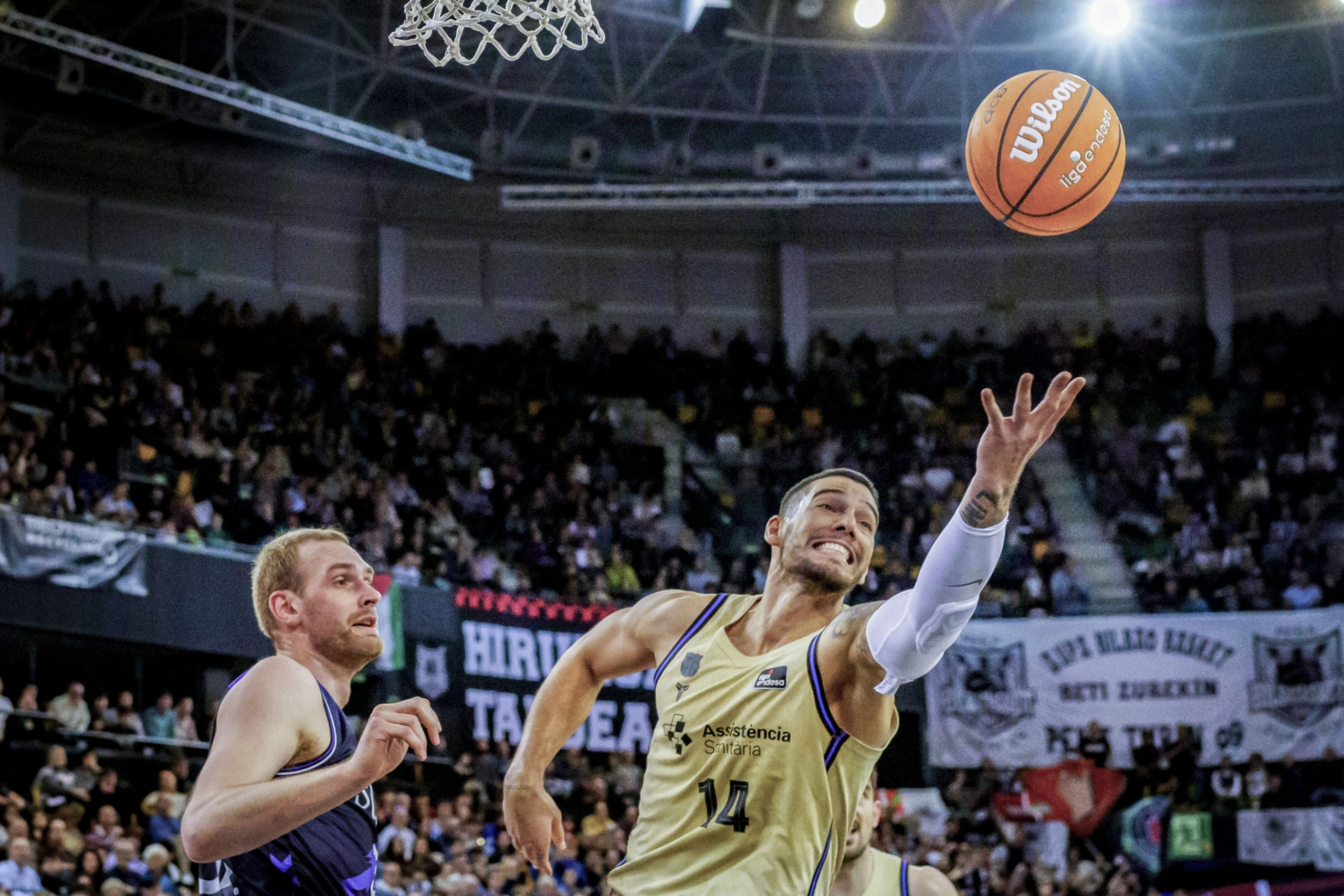 El Clásico del Baloncesto: Real Madrid vs Barça Basket, ¡una batalla decisiva en la Liga Endesa!