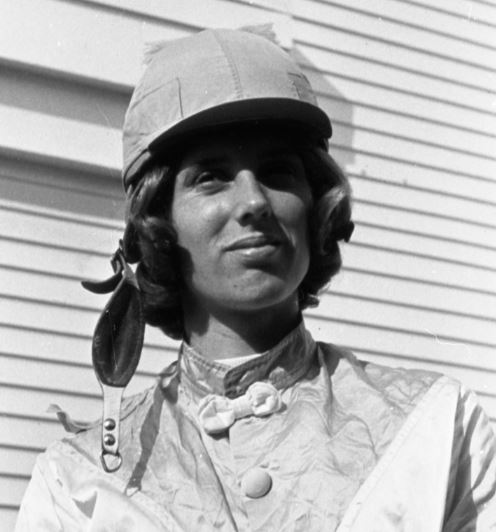 Adiós a Diane Crump: la pionera del jockey femenino que rompió barreras en el deporte ecuestre Adiós a Diane Crump: la pionera del jockey femenino que rompió barreras en el deporte ecuestre