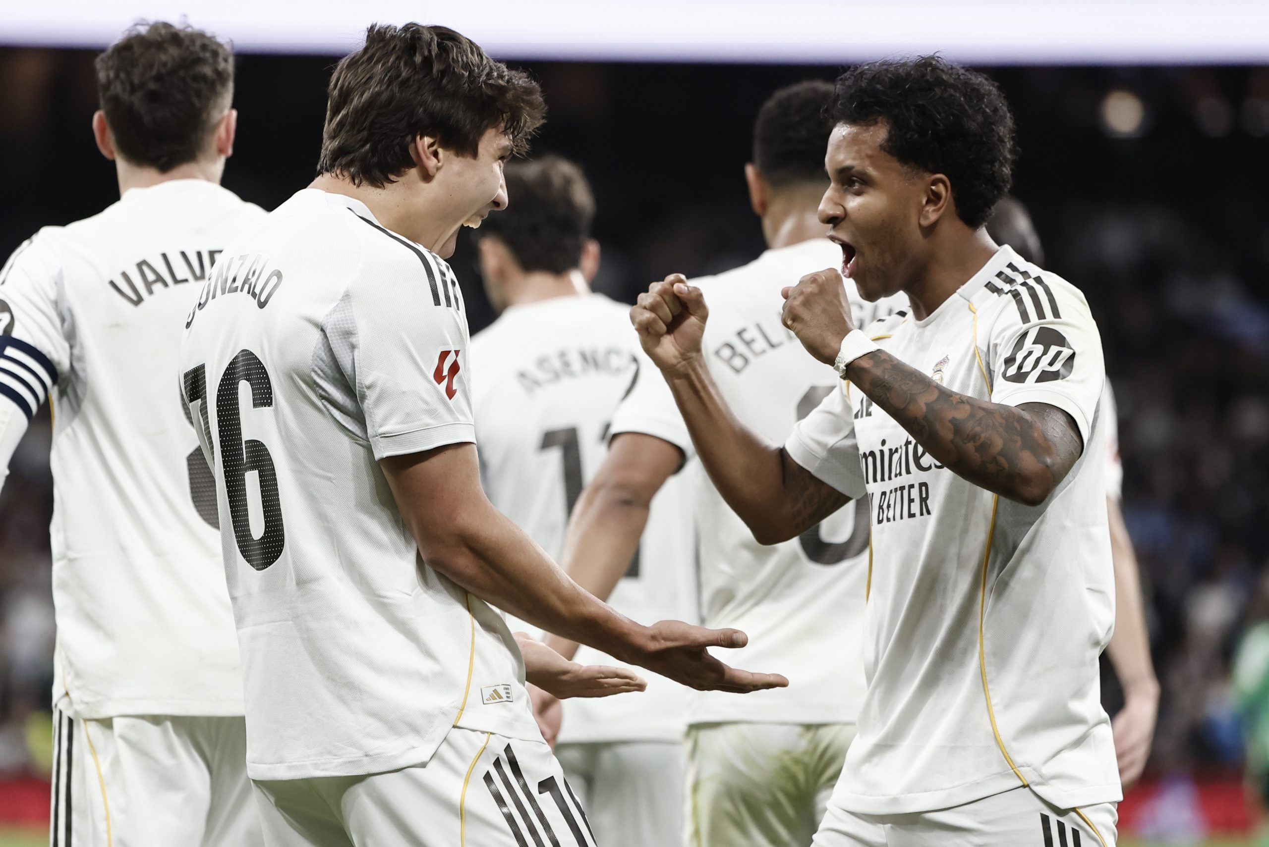 ¡Deslumbrante Goleada! El Real Madrid Echa el Hacha y Derrota al Betis 5-1 en el Bernabéu