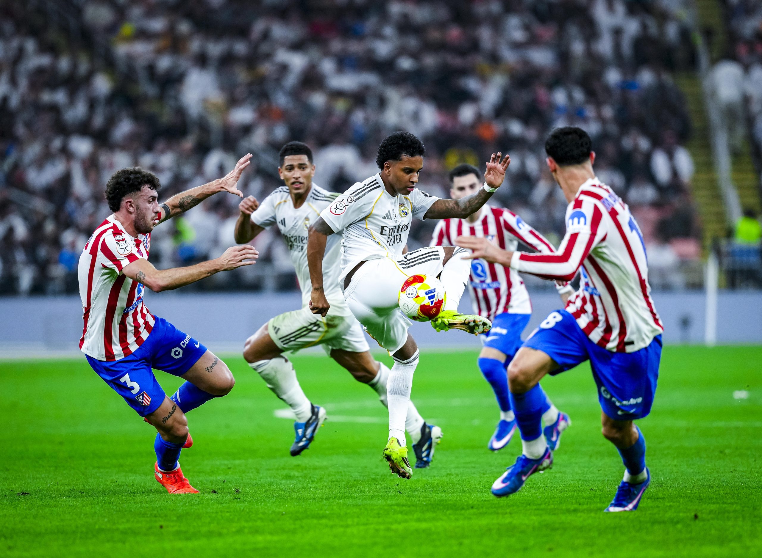 ¡Clásico en la Supercopa! Real Madrid se impone al Atlético en un emocionante choque (2-1) ¡Clásico en la Supercopa! Real Madrid se impone al Atlético en un emocionante choque (2-1)