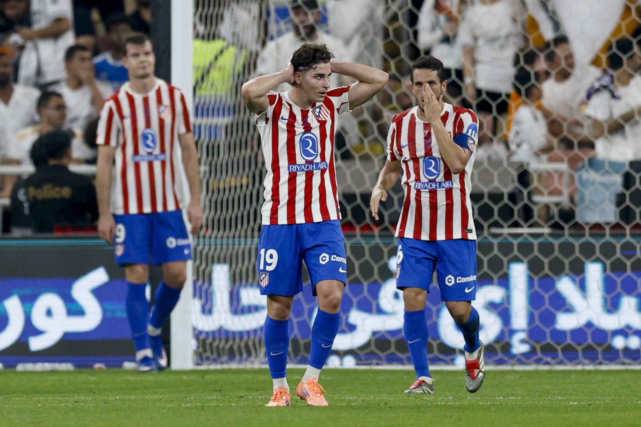 El Atlético de Madrid se Despide de la Supercopa: 5 Claves del Derbi Madrileño que Dejó Huella El Atlético de Madrid se Despide de la Supercopa: 5 Claves del Derbi Madrileño que Dejó Huella