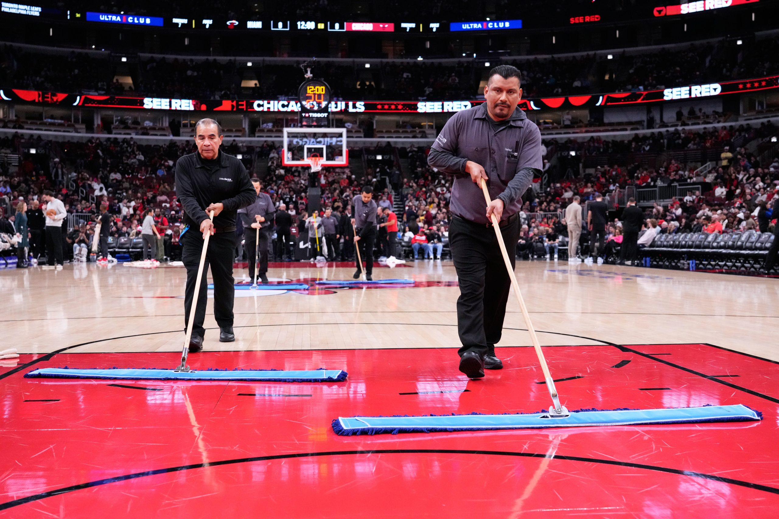 Shocking suspension of the Chicago Bulls vs Miami Heat: An unprecedented weather phenomenon ends the game
