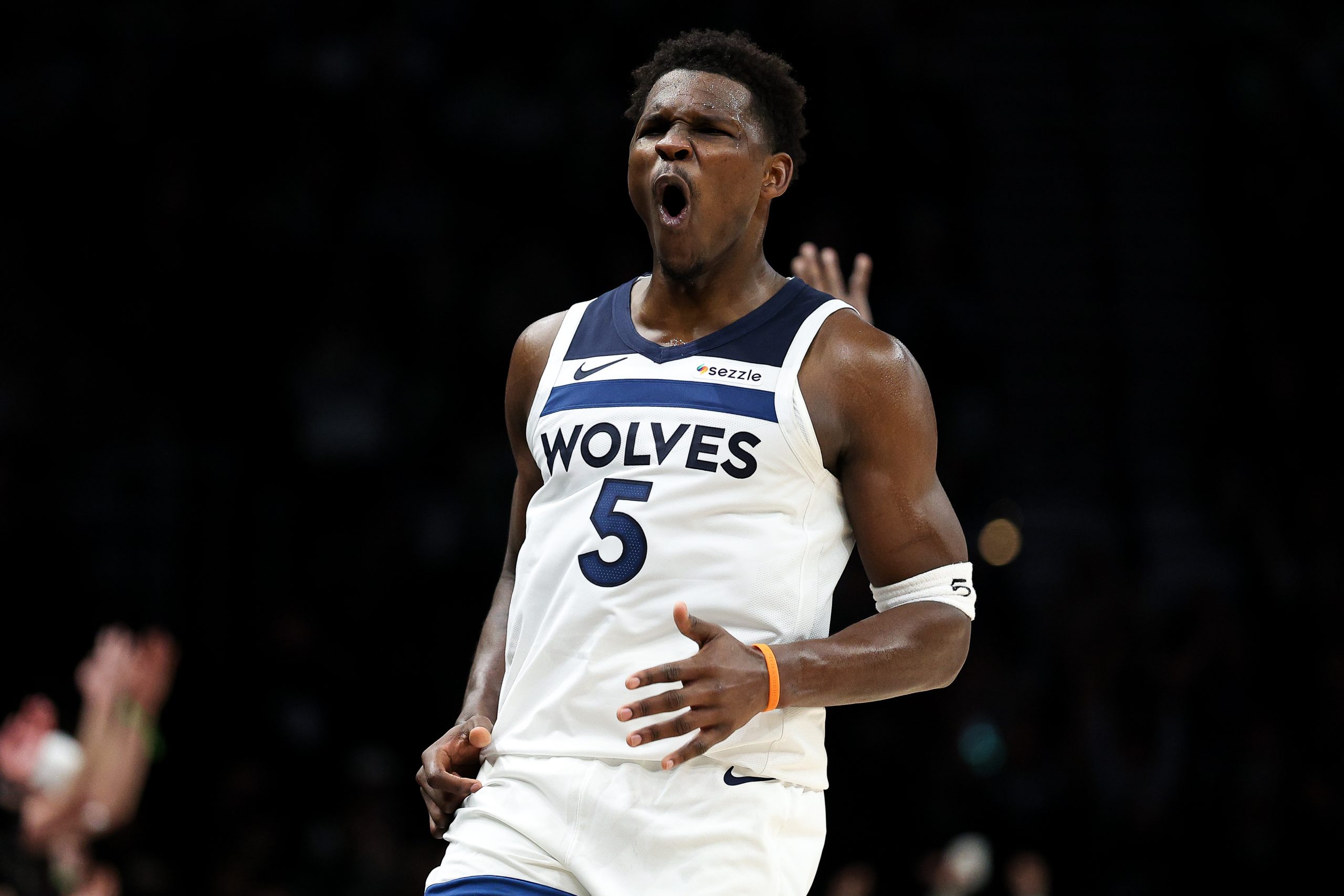 Anthony Edwards: El Nuevo Gigante de la NBA Que Supera a Kobe Bryant a los 24 Años Anthony Edwards: El Nuevo Gigante de la NBA Que Supera a Kobe Bryant a los 24 Años