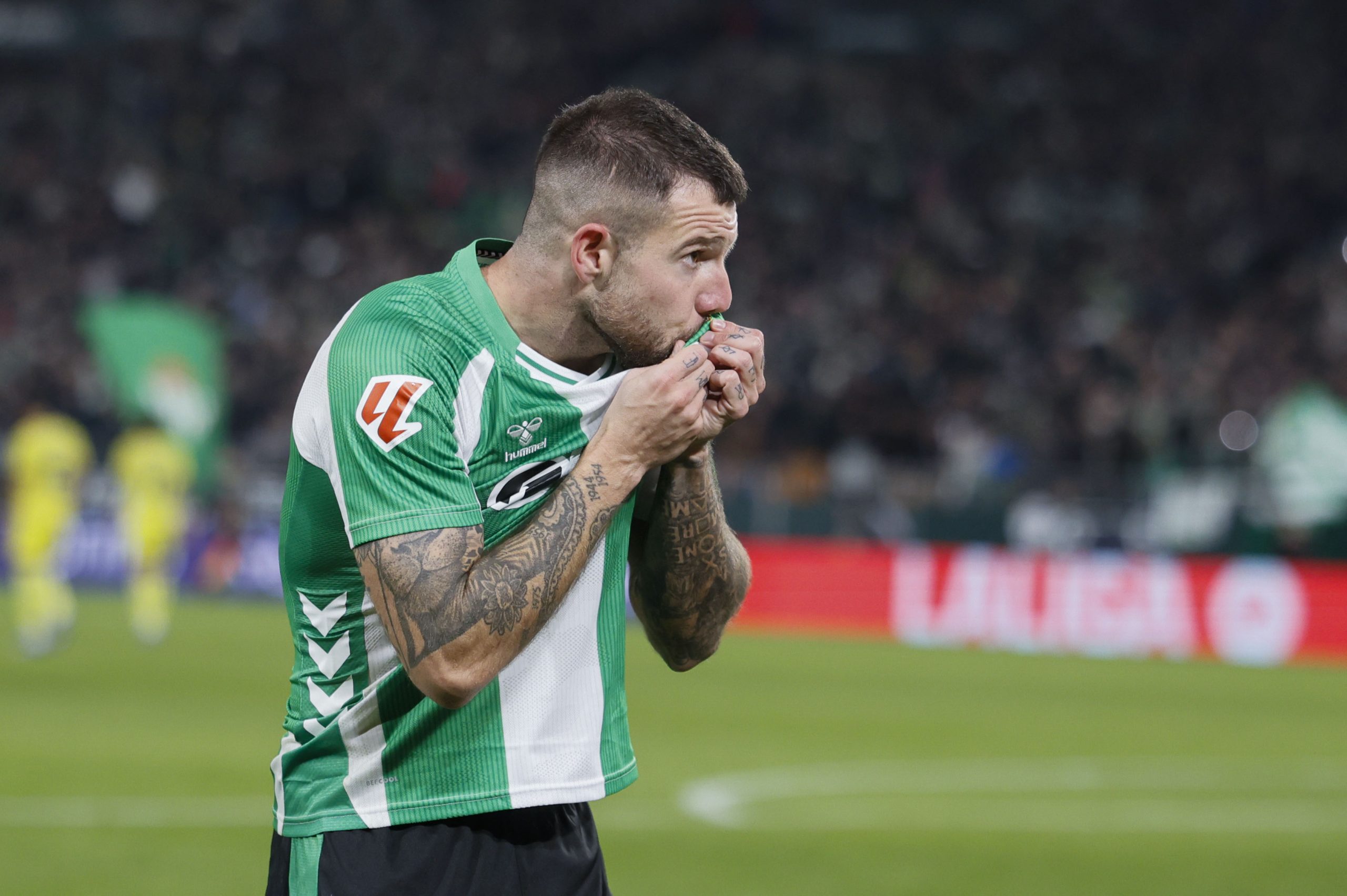 Betis seeks to seal its place in the Europa League against Feyenoord after a difficult start to the season Betis seeks to seal its place in the Europa League against Feyenoord after a difficult start to the season