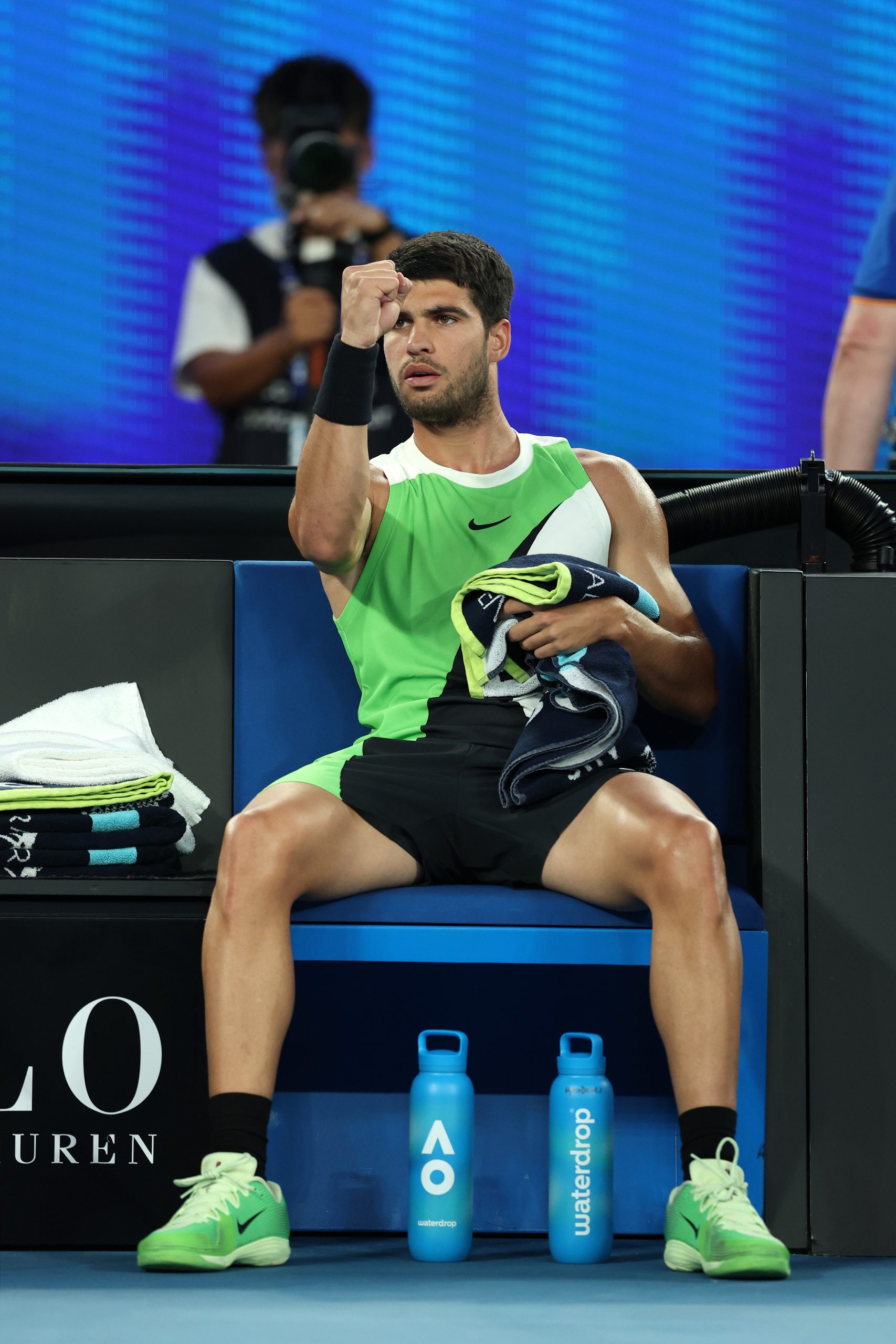 Alcaraz Breaks the Melbourne Barrier: Australian Open Semifinals and Grand Slam Dream Liver Than Ever!