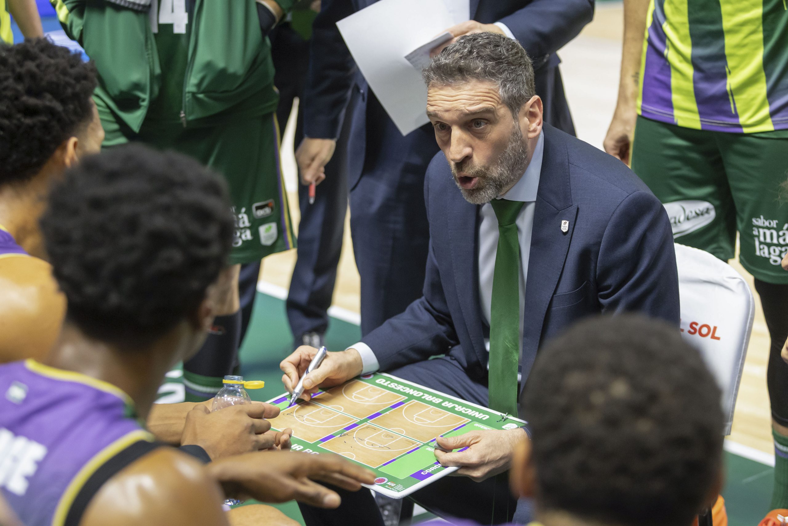Unicaja Seeks Redemption in Manresa After European Setback with Key Casualties