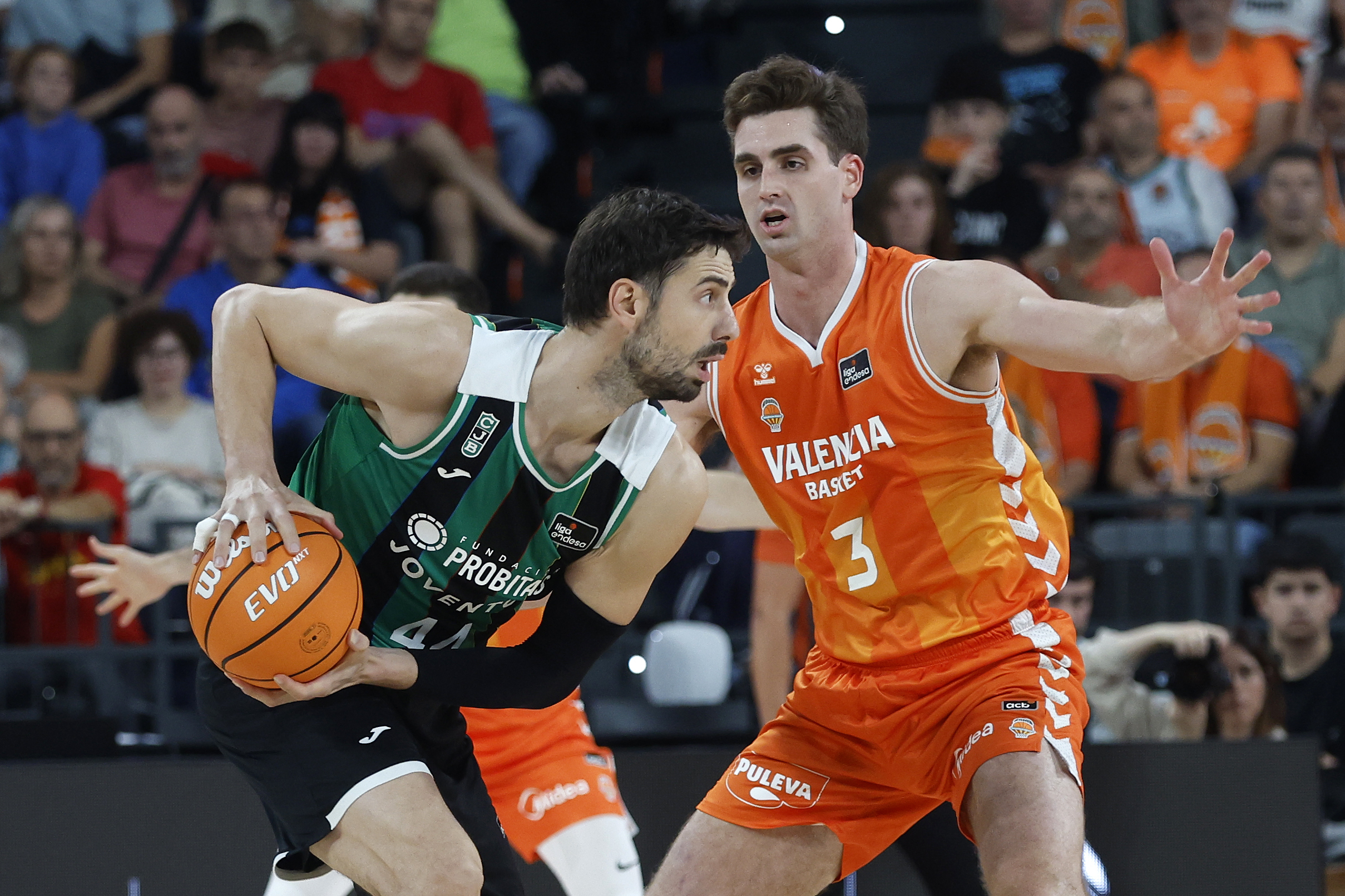 Joventut faces a monumental challenge against the feared Valencia Basket
