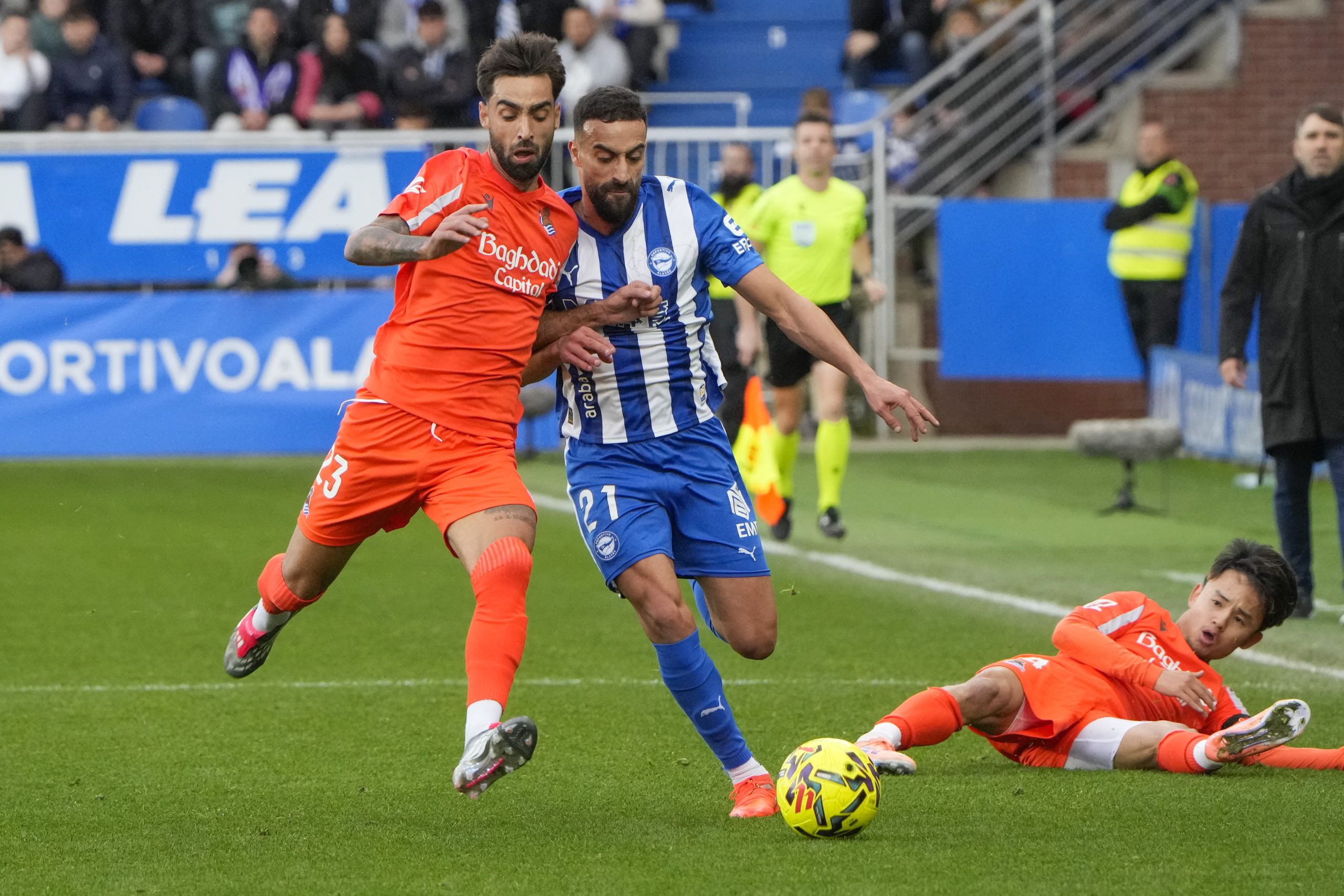 Alavés Strike First: An Electric Start in Mendizorrotza