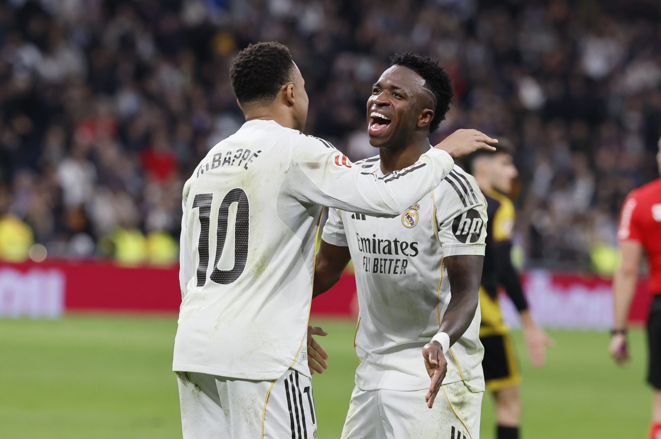 Real Madrid takes a last-gasp victory against Rayo Vallecano
