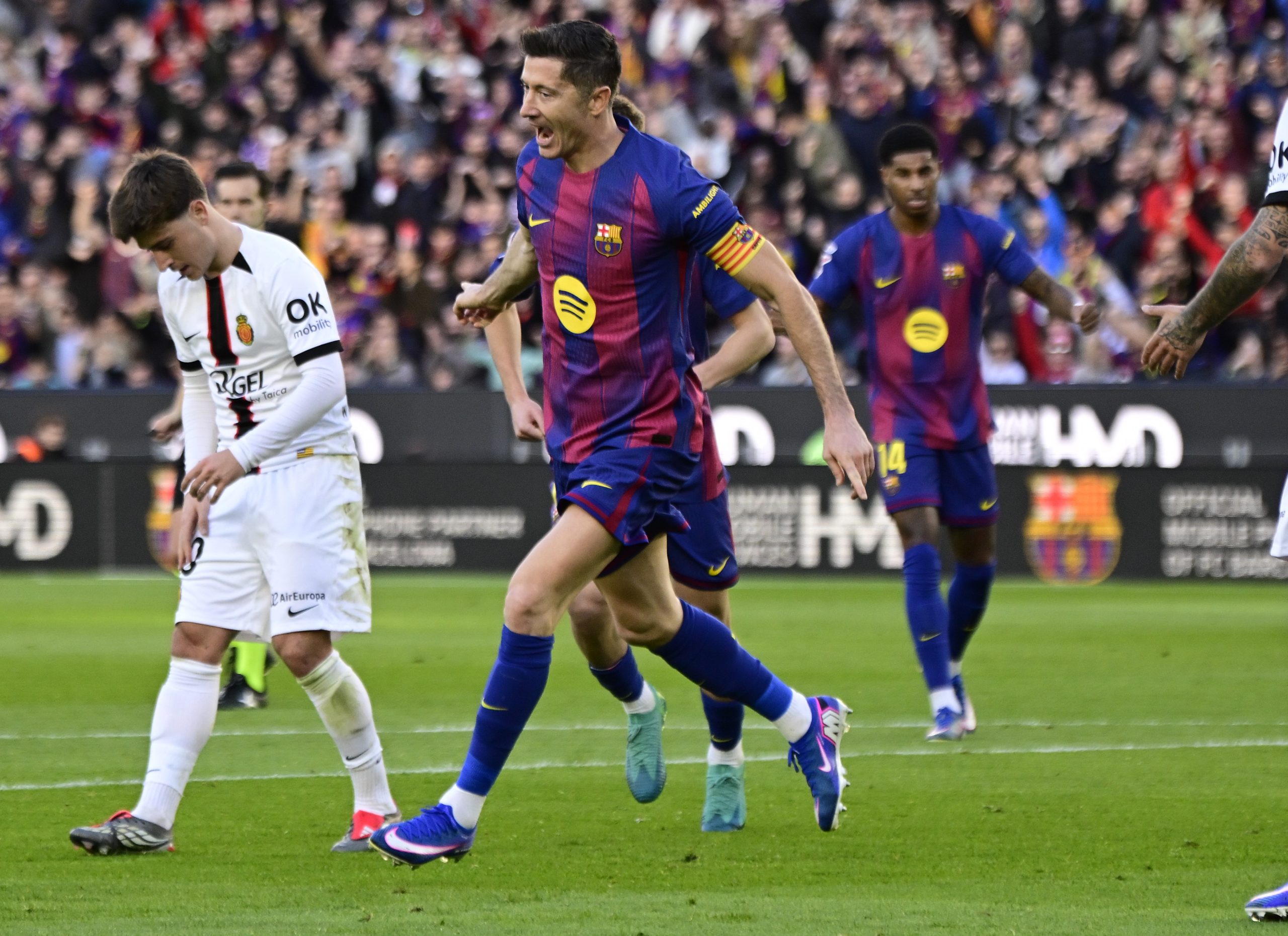 Robert Lewandowski: The undisputed goalscorer of FC Barcelona