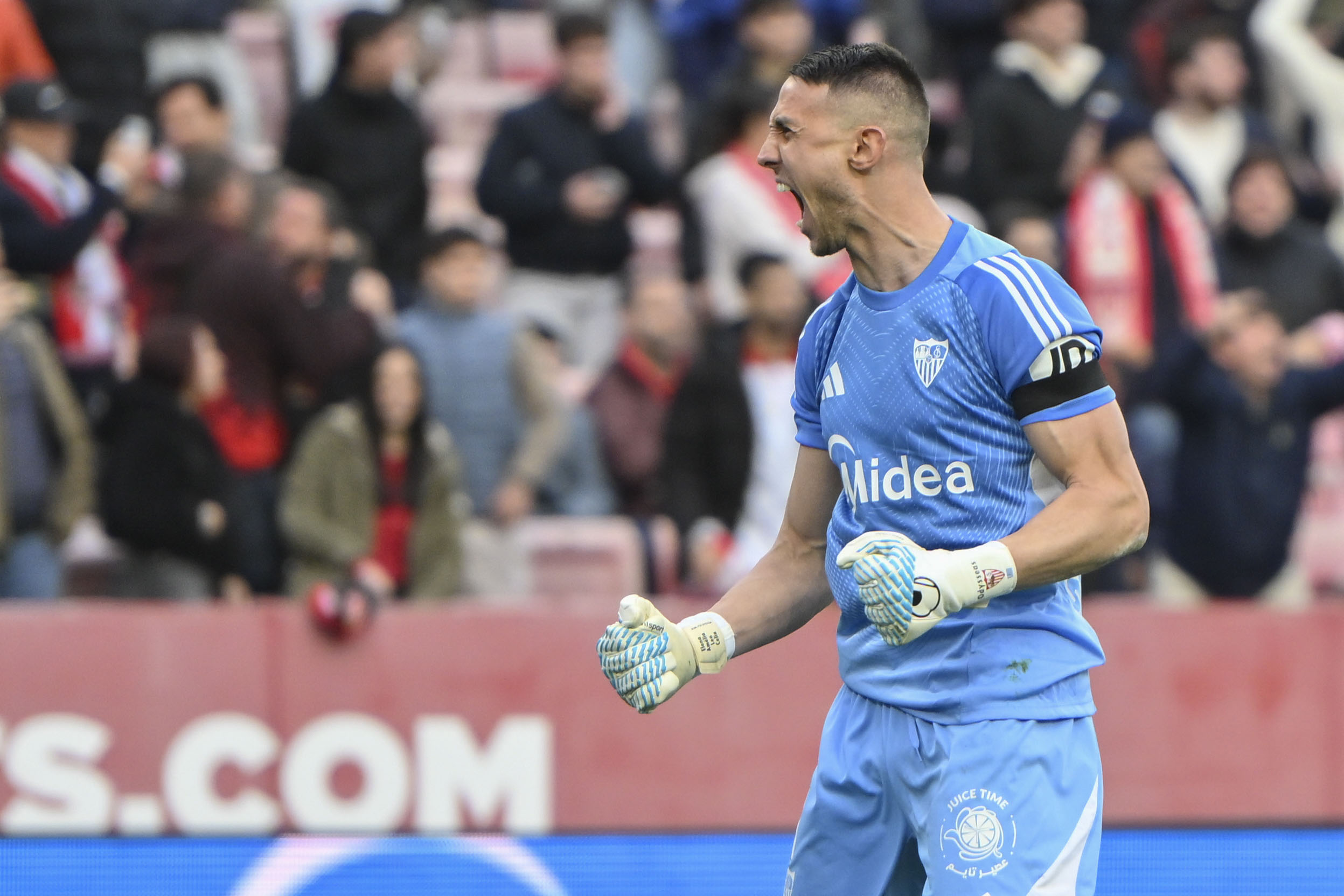 Sevilla clings to salvation after an agonizing draw against Girona Sevilla clings to salvation after an agonizing draw against Girona