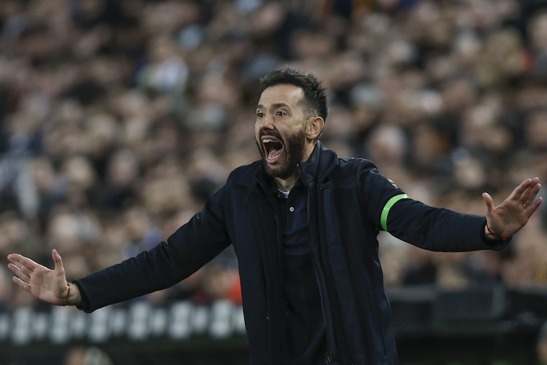 Valencia seeks a new direction: Carlos Corberán clings to hope