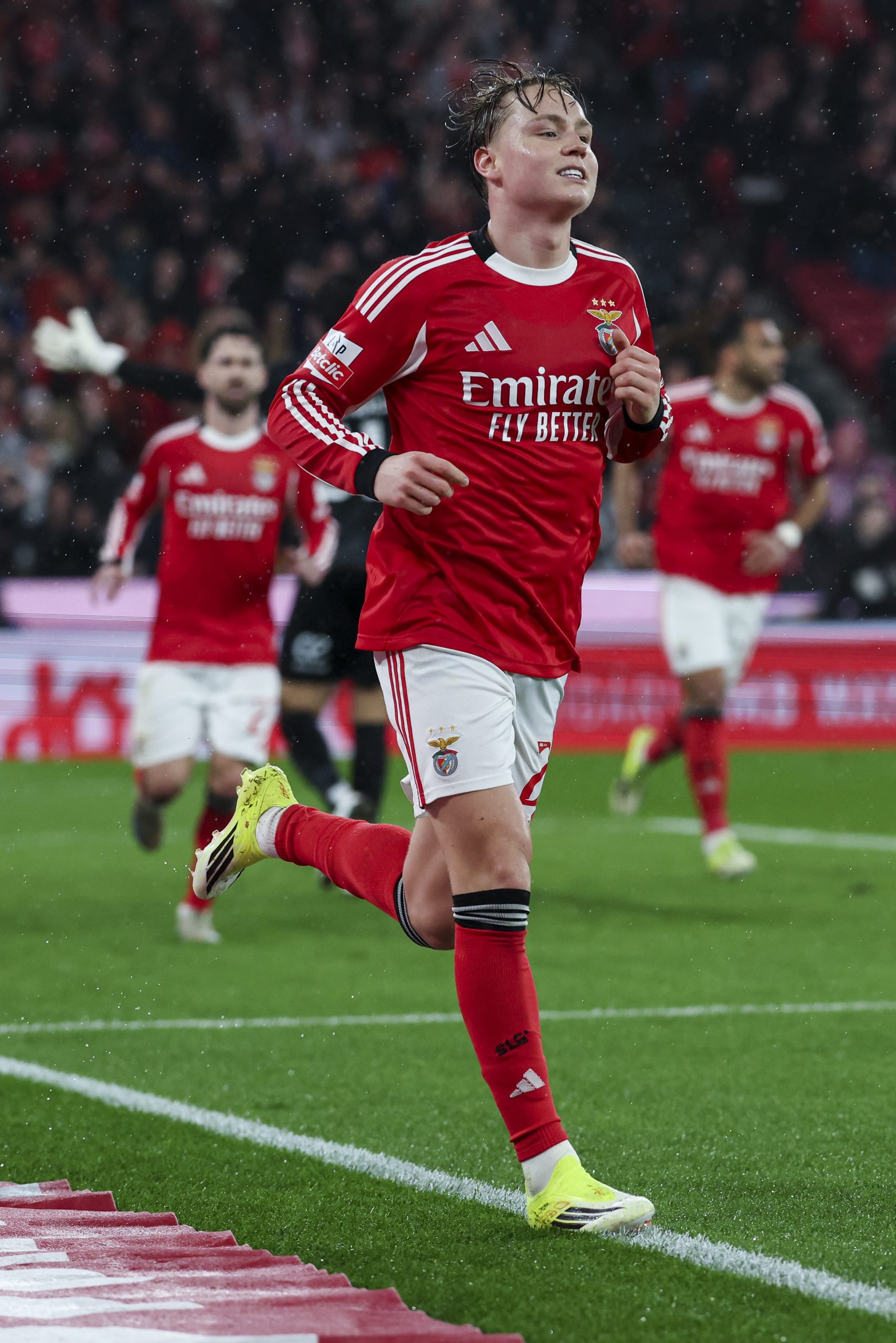 Exciting victory for Benfica over Alverca in the Primeira Liga!
