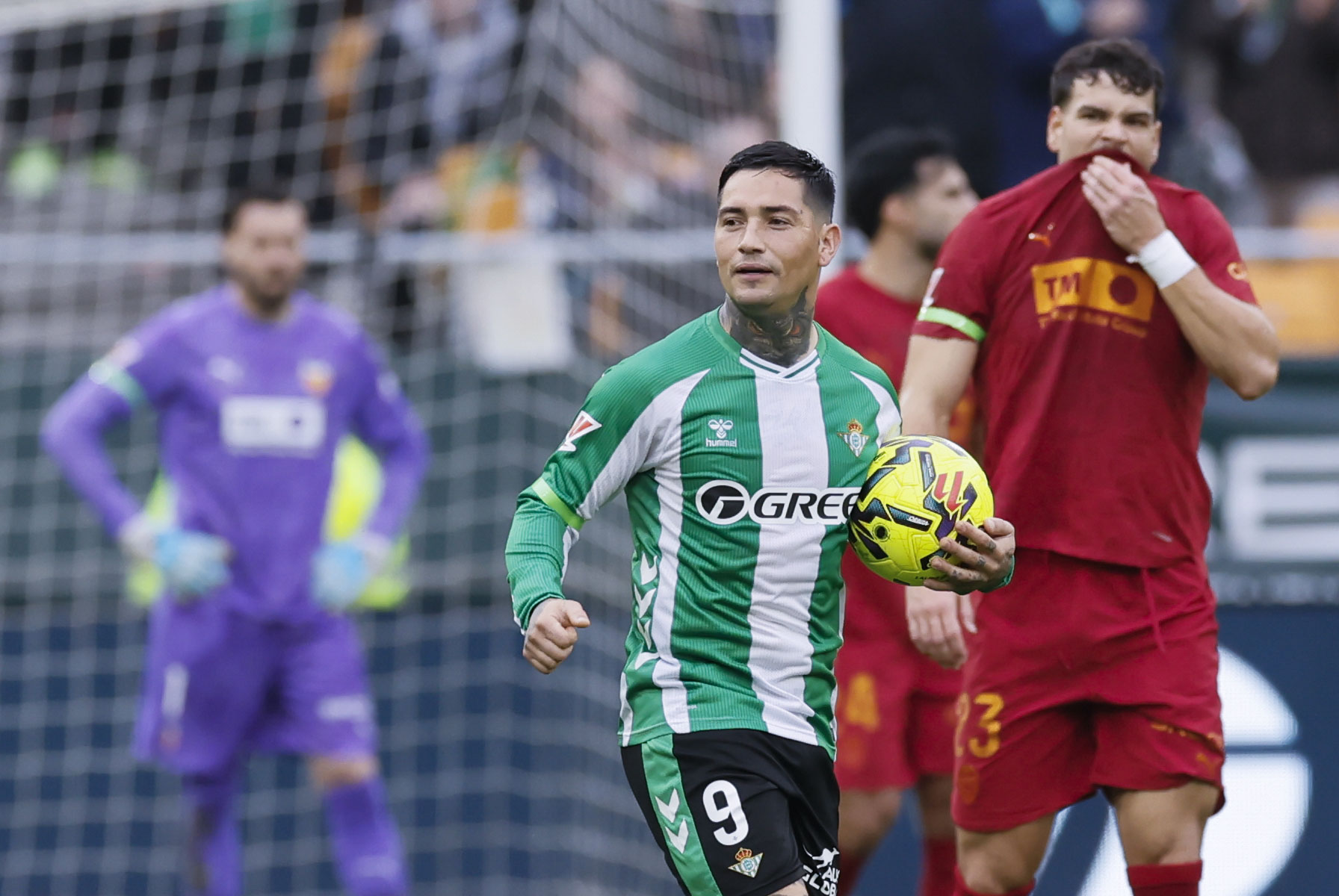 The expected return: Cucho Hernández and Chimy Ávila join Betis for the crucial match against Mallorca The expected return: Cucho Hernández and Chimy Ávila join Betis for the crucial match against Mallorca