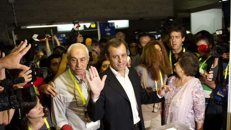 The Future of Barcelona: Laporta's Crossroads and the Yearning for Change