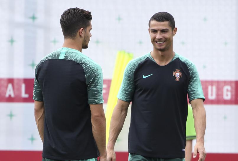 The Portuguese Gladiator: André Silva, the Ace of Elche who Challenges the Bernabéu and the Shadow of Cristiano