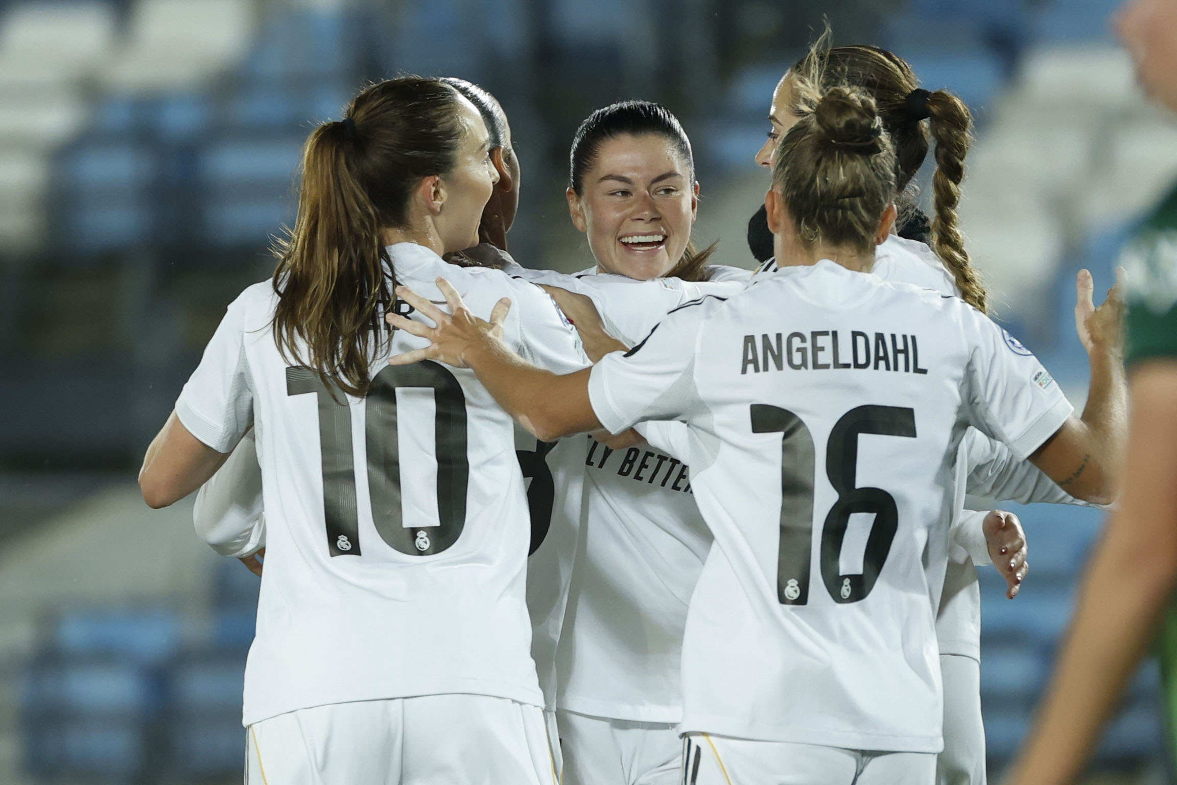 Real Madrid Femenino is preparing for the European battle against Barcelona! Real Madrid Femenino is preparing for the European battle against Barcelona!