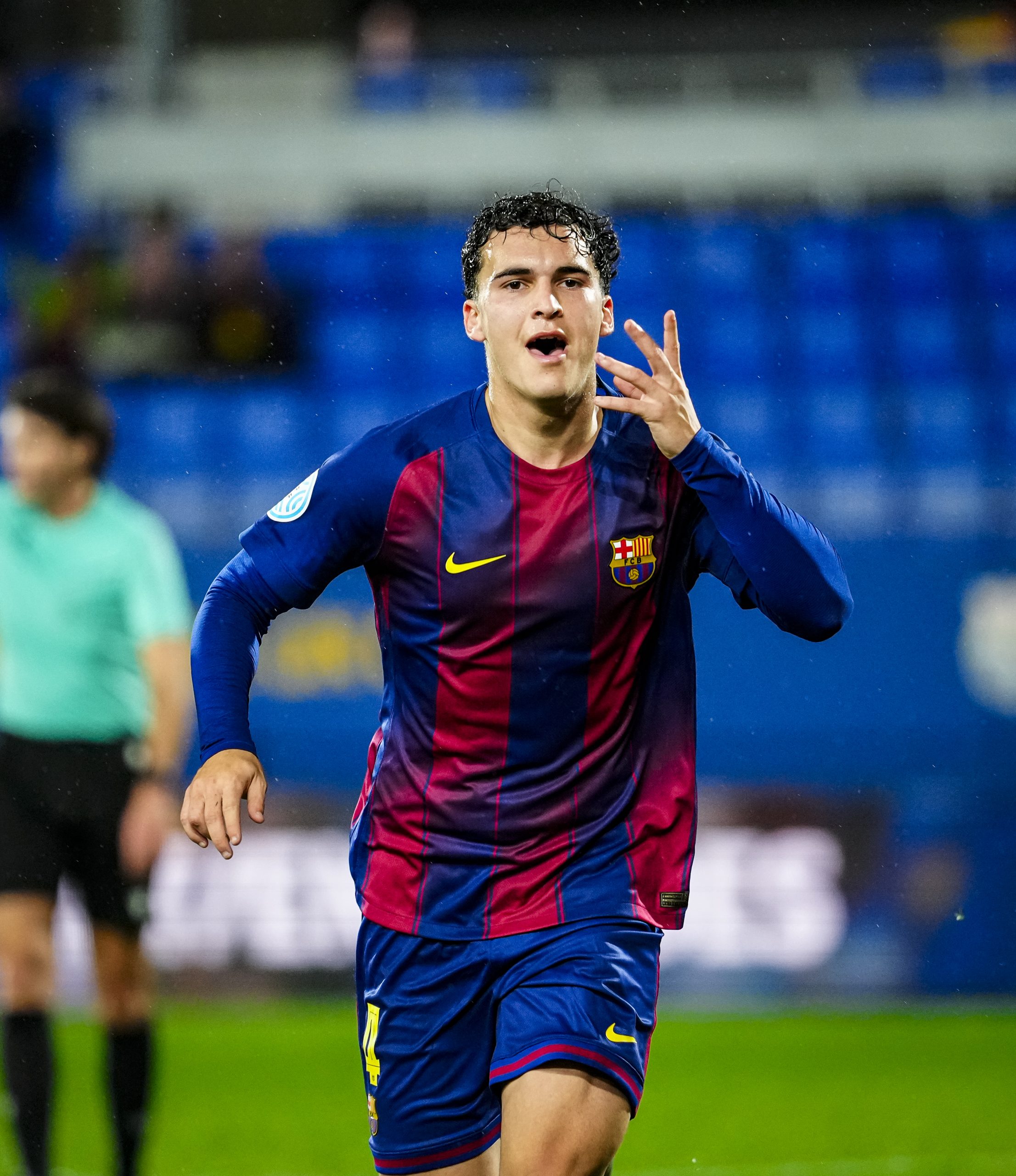 Álvaro Cortés signs his continuity at Barcelona: the captain of the subsidiary extends his contract until 2028