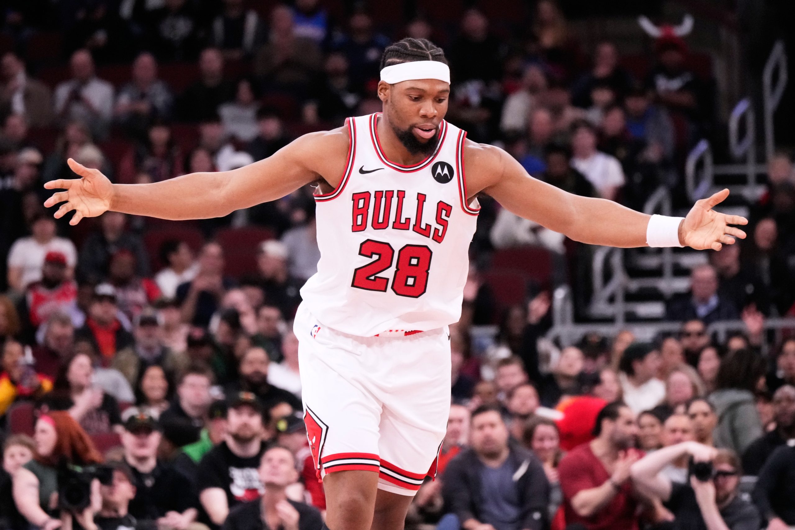 Yabusele Shines, Bulls Stumble: Oklahoma City Consolidates Lead in the West